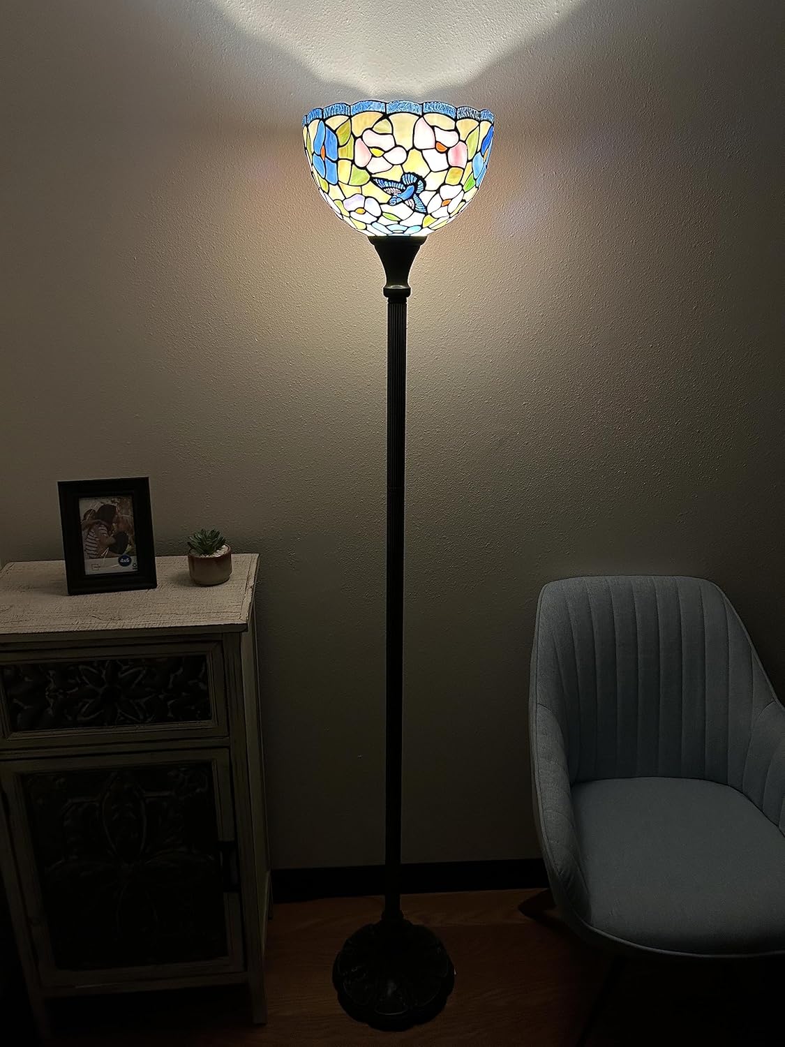 Tiffany Torch Floor Lamp Pick Blue Stained Glass Hummingbird Flowers for Living Room Dining Room Bedroom H66
