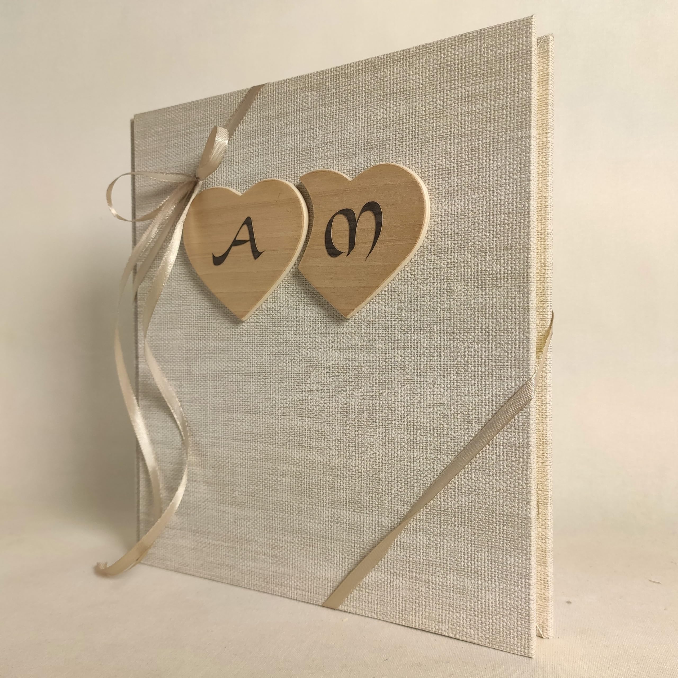 Album fotografico legnoegrafite innamorati in tela di lino + cuori legno e iniziali personalizzabili wedding, nozze, matrimonio, san valentino, anniversario fidanzati