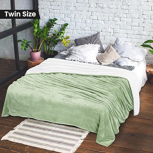 Miniatura 183 de Utopia Bedding - Manta sherpa de tamaño decorativo [negro, 50 x 60 pulgadas], manta reversible de vellón gruesa y cálida de 480 GSM, para cama