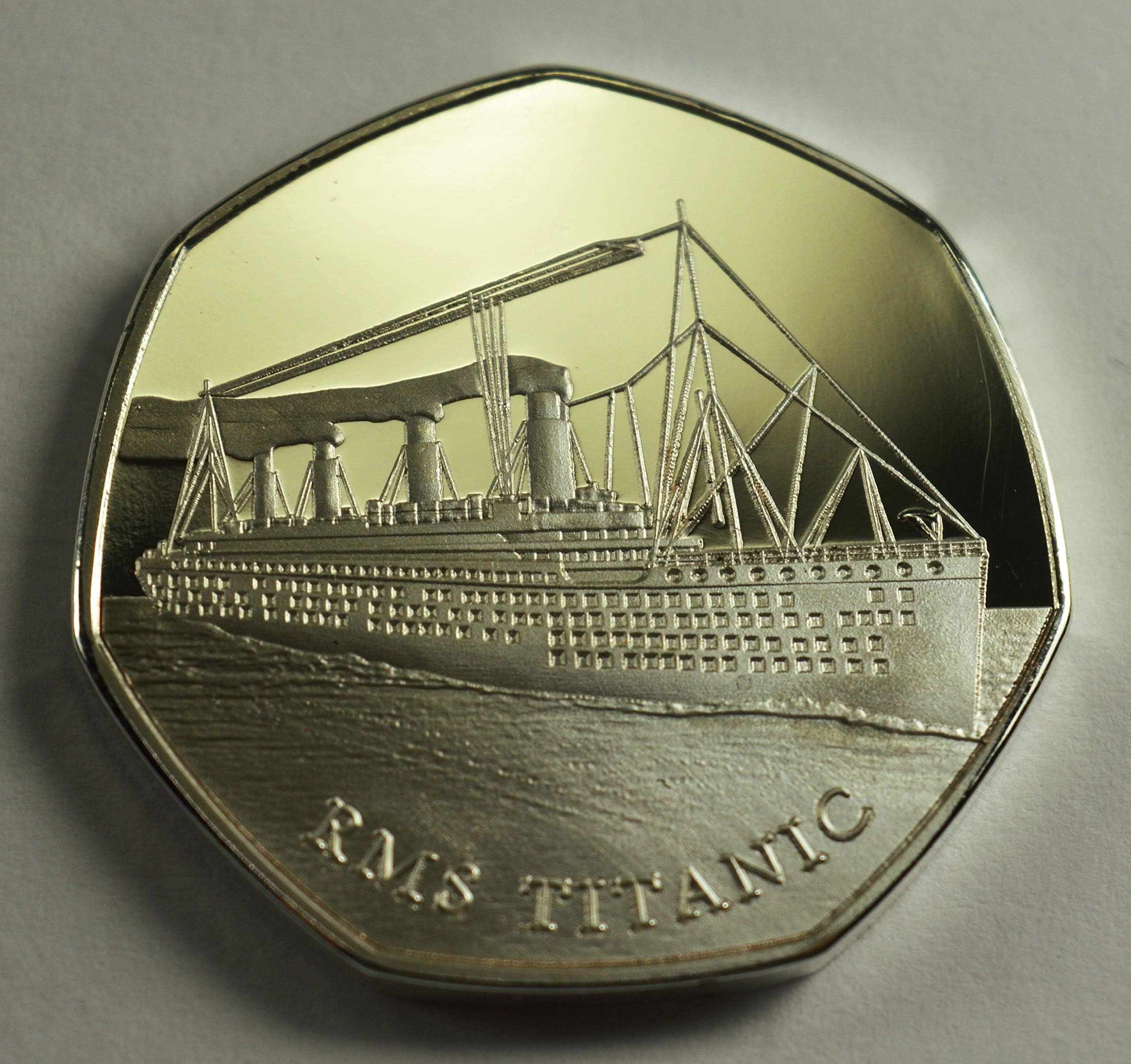 RMS TITANIC, WHITE STAR LINE Silver Commemorative Coin Albums/50p Collectors, Coin Hunt