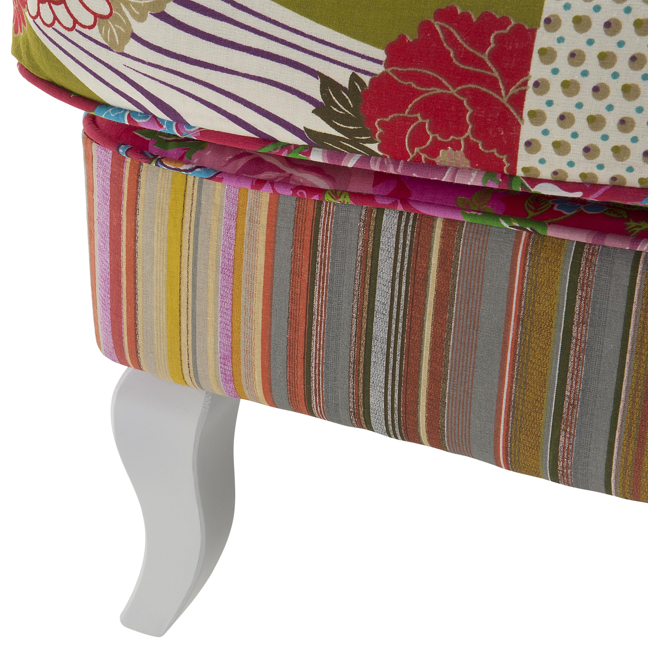 Beliani Sillón orejero tapizado en Tela Multicolor Patchwork Acolchado con Botones Patas de Madera Molde