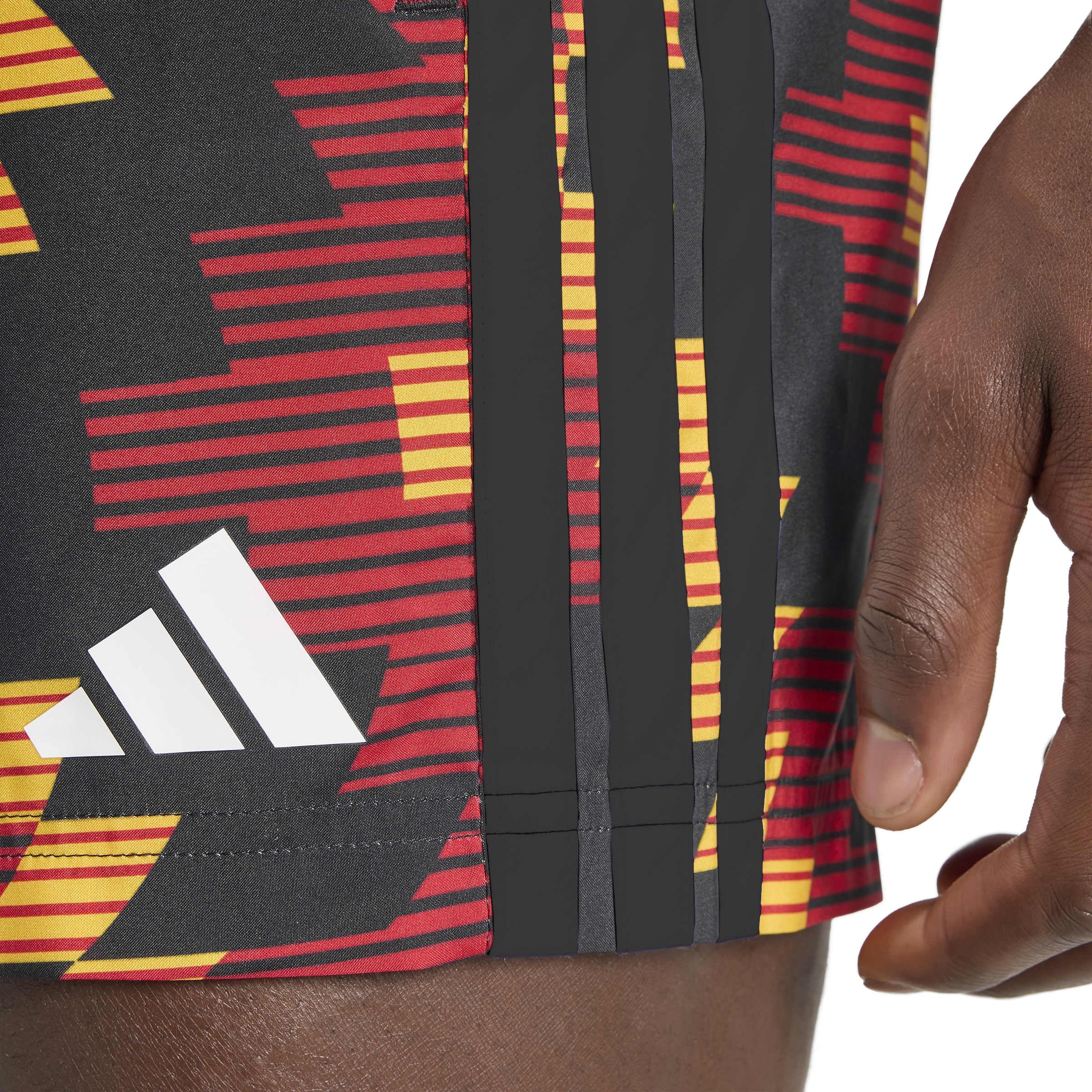 adidas Herren Football-Inspired Graphic Swim 5 Inch Schwimm-Slips