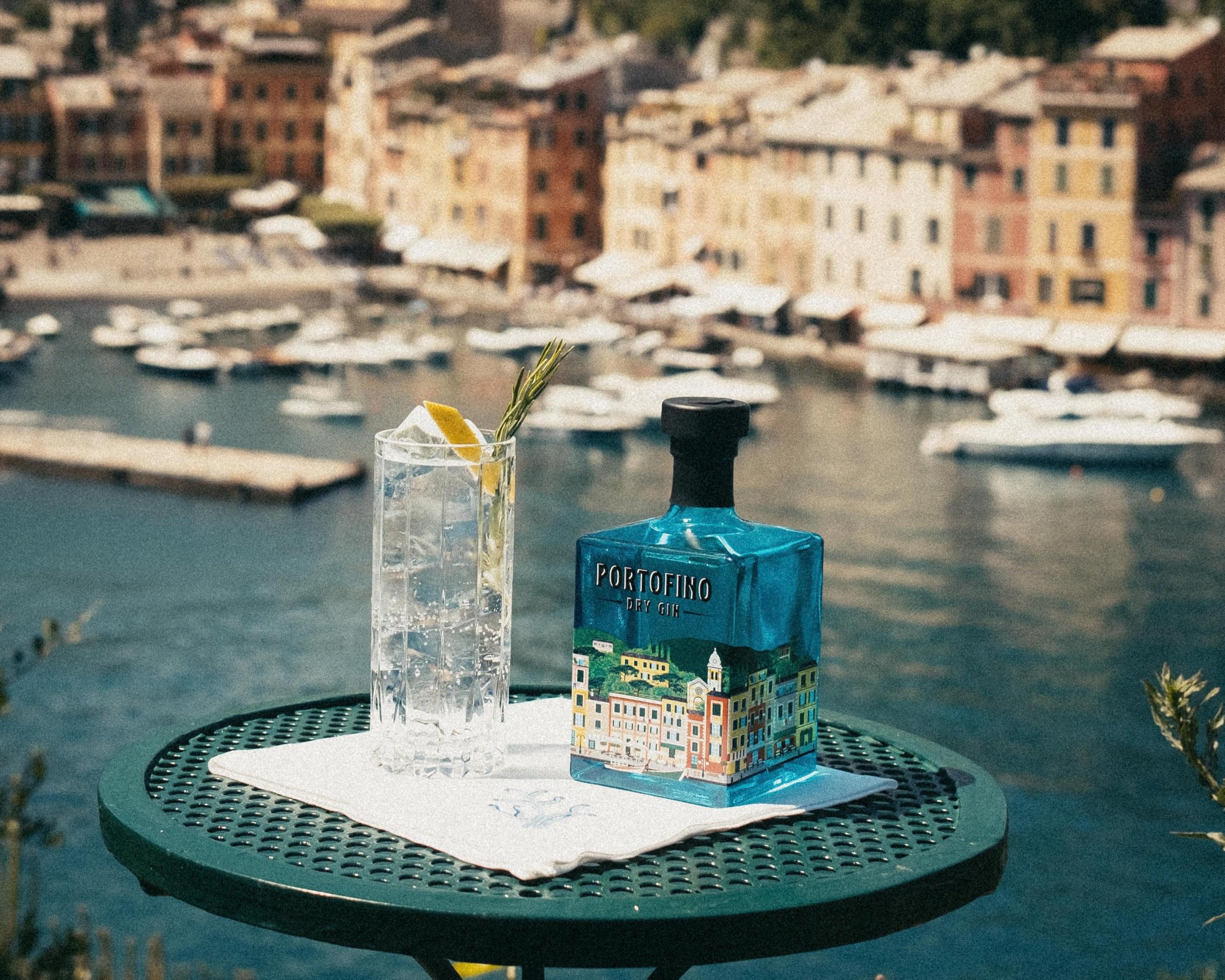 Portofino Dry Gin con astuccio ed. martini cocktail - 500 ml