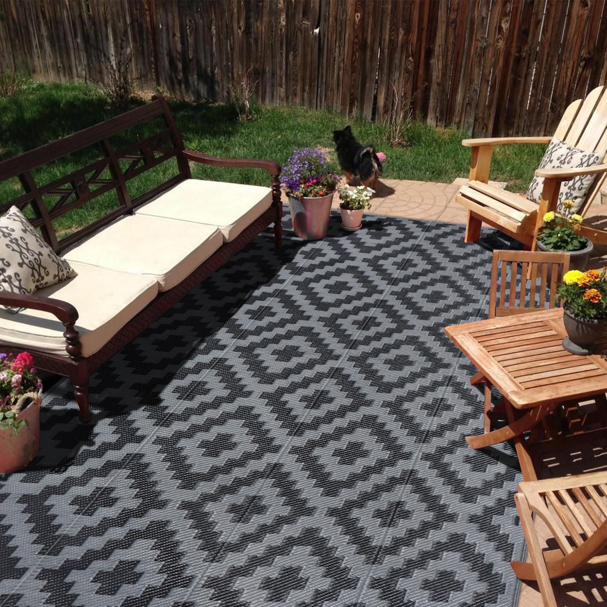 SAND MINE Reversible Mats, Plastic Straw Rug, Modern Area Rug, Large Floor Mat and Rug for Outdoors, RV, Patio, Backyard, Deck, Picnic, Beach, Trailer, Camping (5' x 8', Black Grey Lattice)
