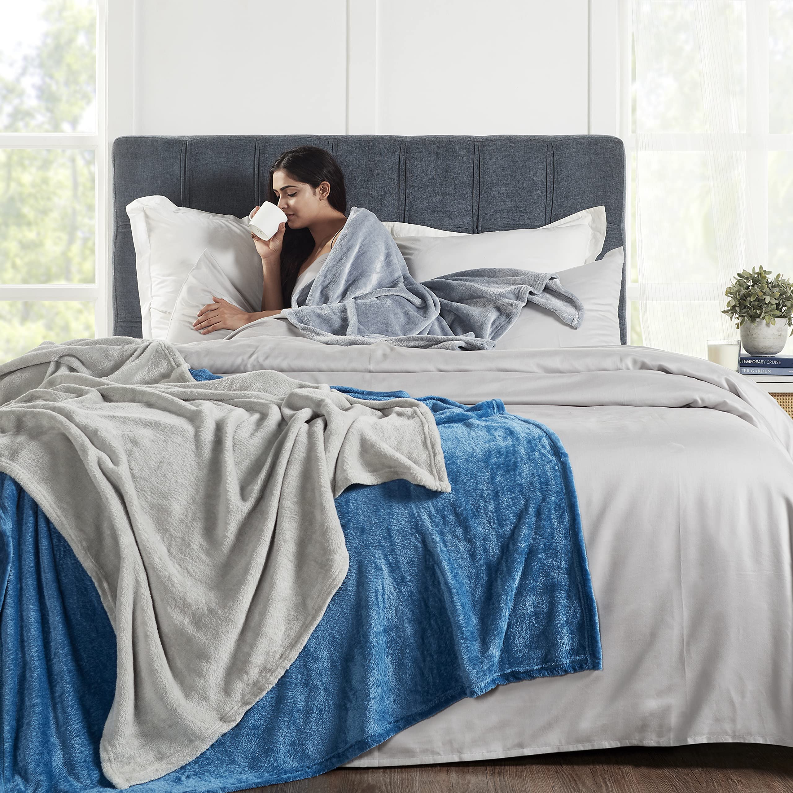 Penguin Home® Coperta in Flanella Sherpa|Colore: Viola|Morbido Peluche Spesso e Soffice Microfibra Reversibile per Tutte le Stagioni,Camera da Letto,Divano e Casa|Dimensioni: 150 x 200cm