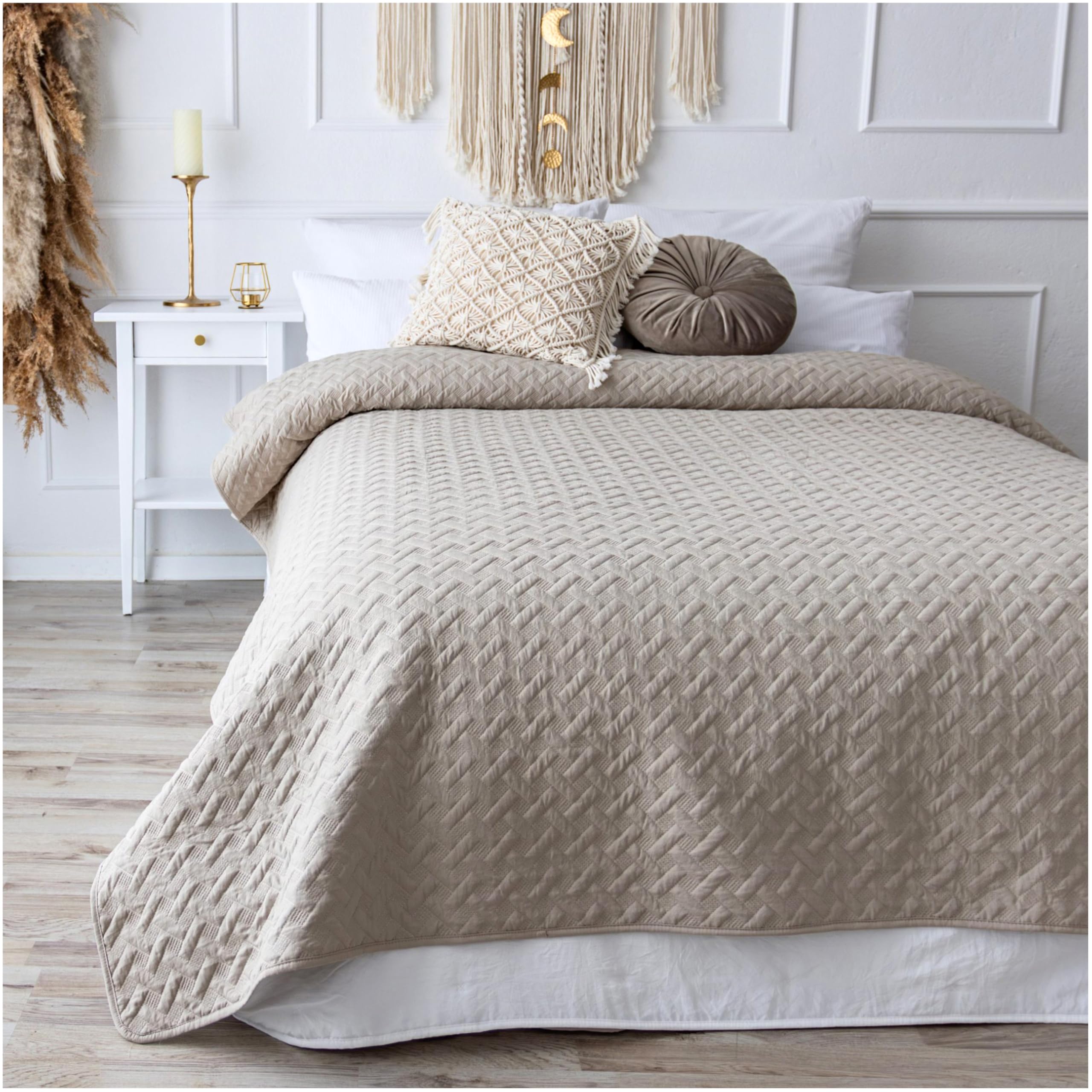 Calmyhome Beige Bedspread Bed Throw 220 X 240 Cm Sofa Throw Quilt Sofa Blanket Throw Blanket Day Blankets Bed Cover Xxl Blanket Quilted Quilt Bedspread (Beige)