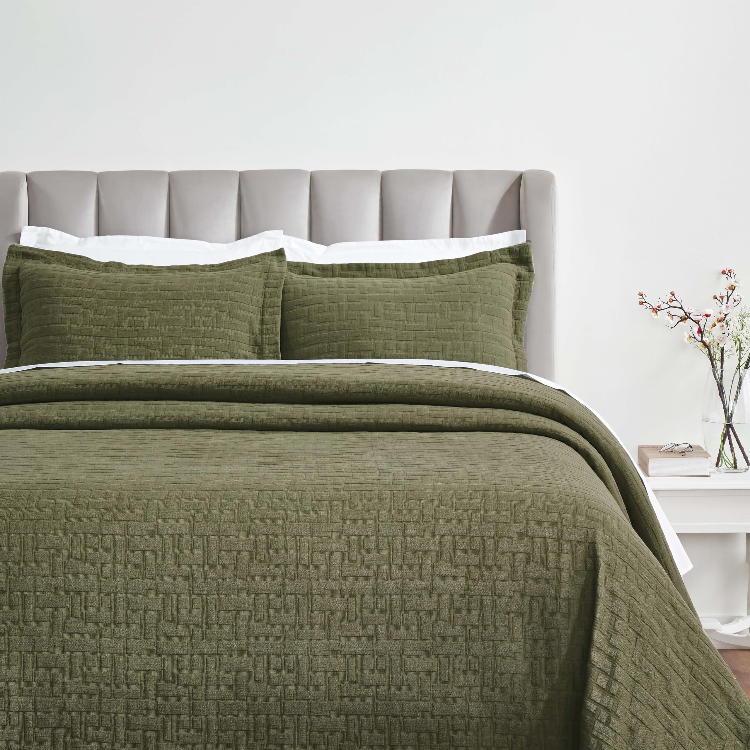 SUPERIOR 3 Piece Cotton Bedspread Sham Set, Home Decor, Decorative Bed Spread, 2 Pillow Shams, Medium Weight, Matelasse Coverlet, Bedding Essentials, Madrid Collection, California King, Olive Green