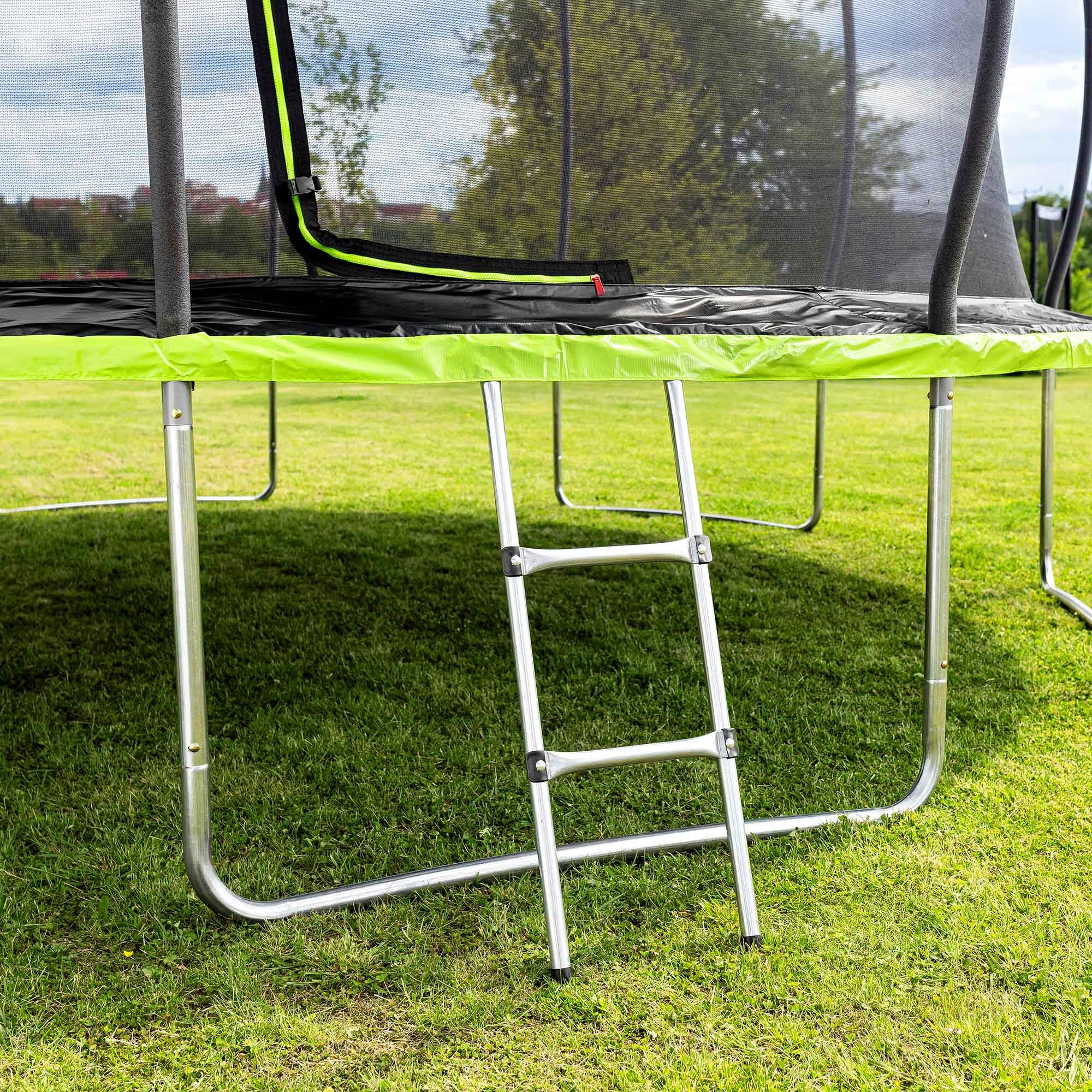 Hop-Sport Trampolin Outdoor - Ø 244/305/366/427/488 cm - Trampolin mit innenliegenden Sicherheitsnetz, gebogenen Netzstangen und Sicherheitszertifikaten - Komplettset mit Leiter Randabdeckung