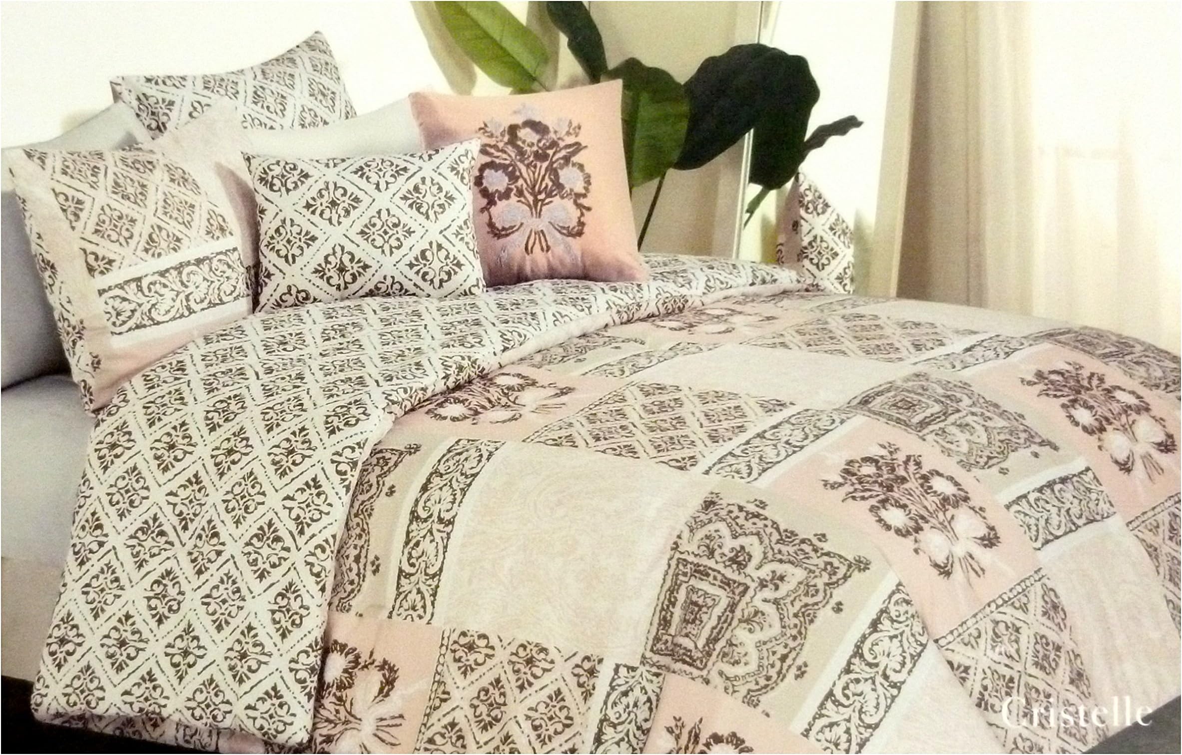 Domain Pink and Brown Floral Print Duvet Cover and Pillow Sham Set King