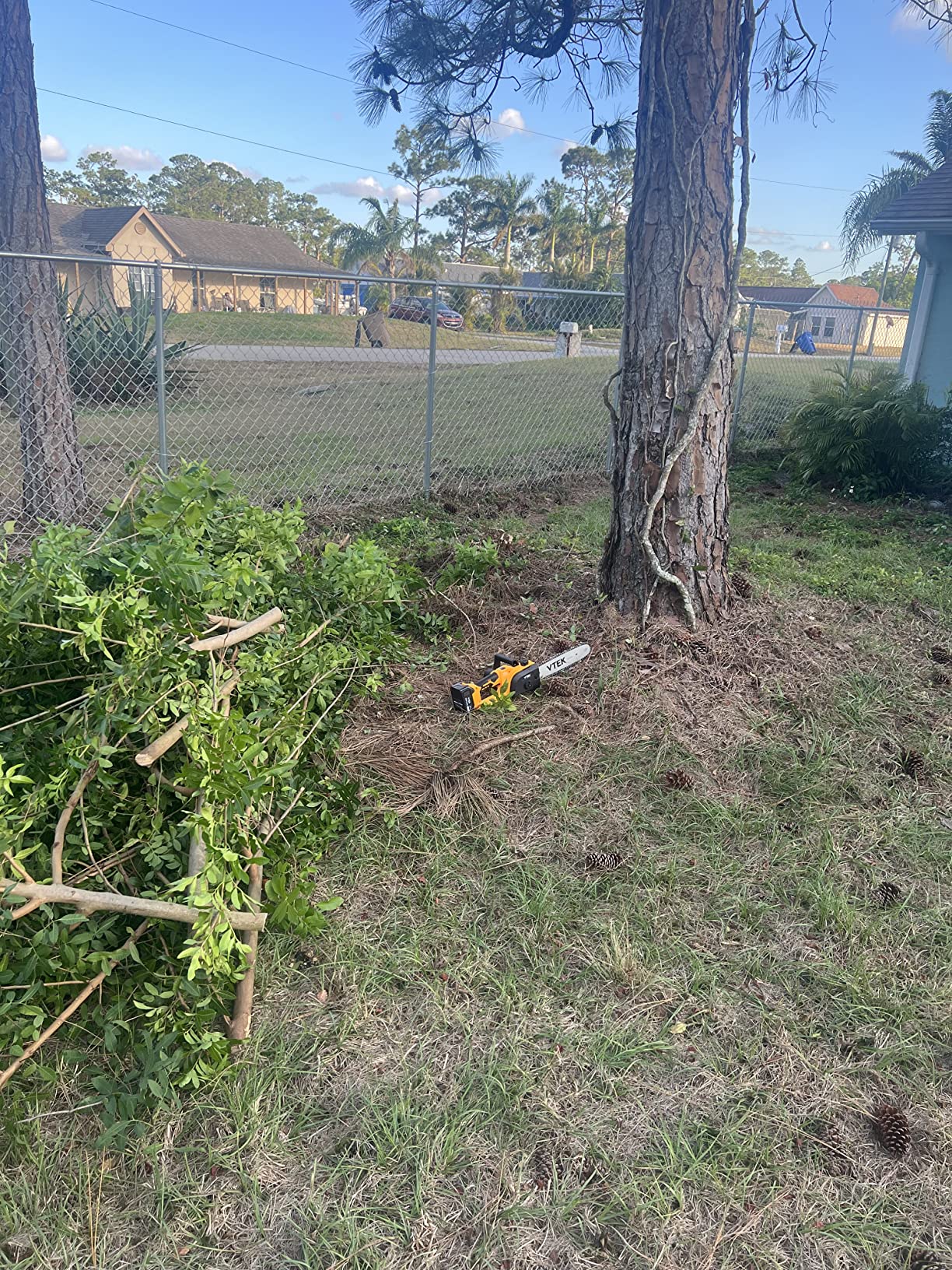 22/mo Finance VTEK Chainsaw Cordless Brushless Chain Saw 12inch