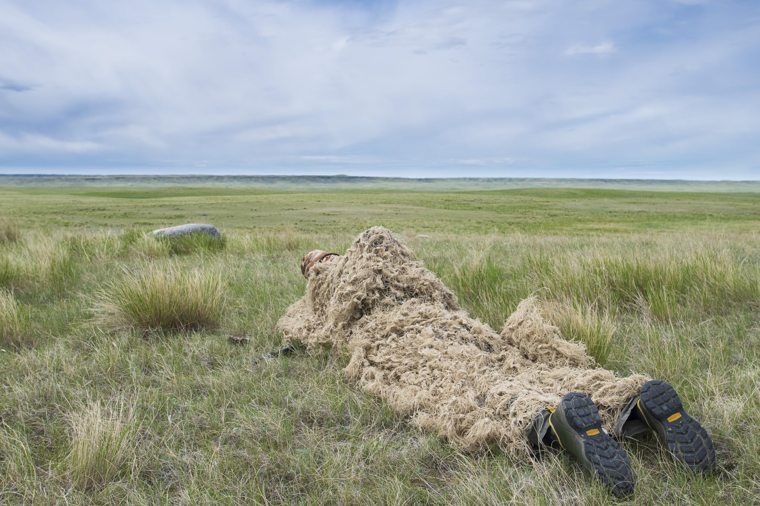 Tragopan Ghillie Blanket (Tan) : Sports & Outdoors
