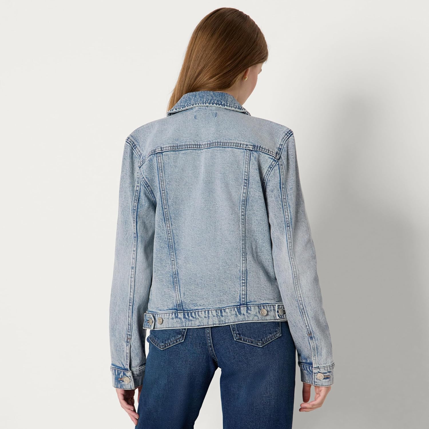 Amazon Essentials Women's Regular-Fit Low Stretch Denim Button-Front Trucker Jacket - Image 3