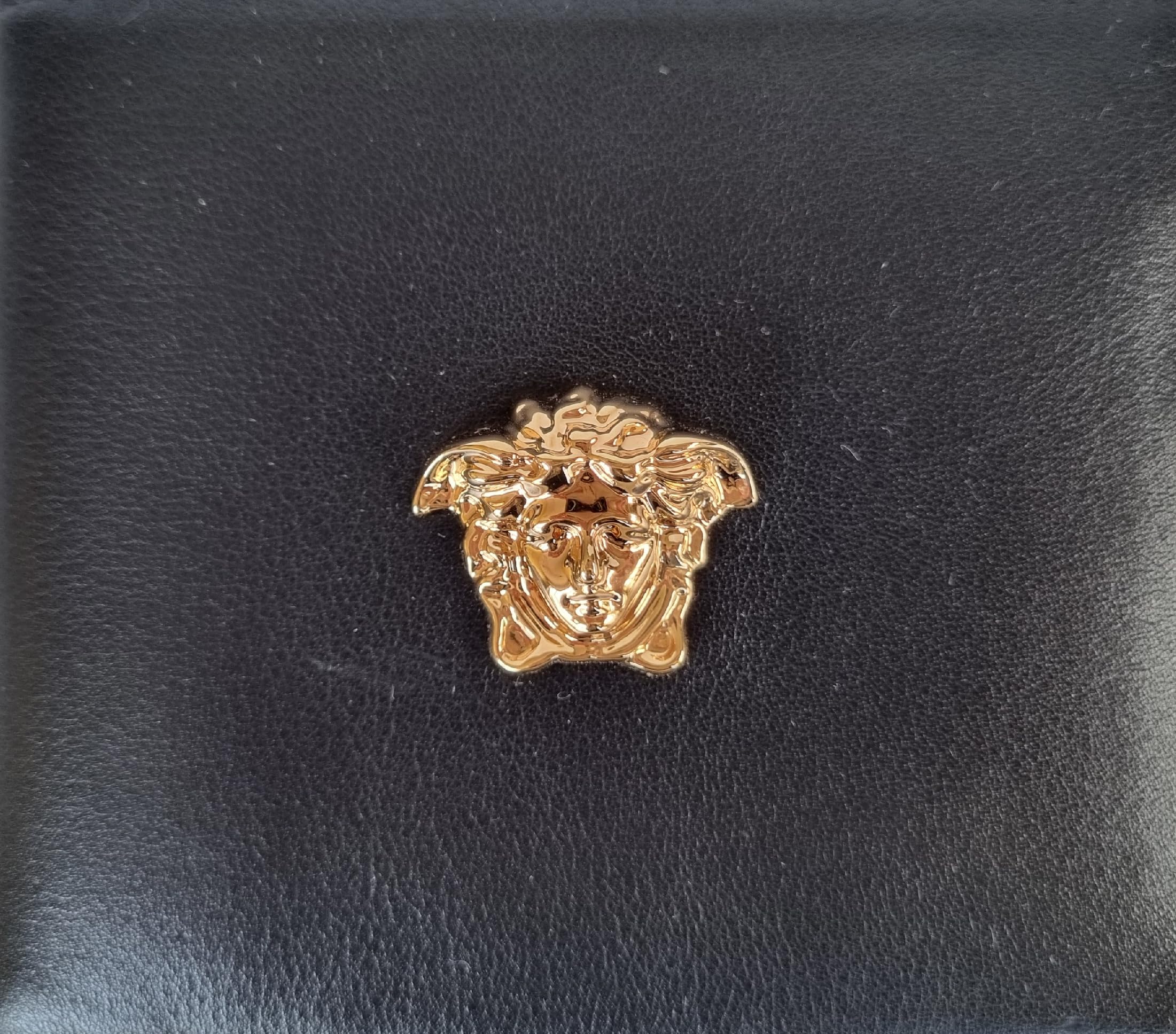 Versace cartera DPU2463 negro oro medusa