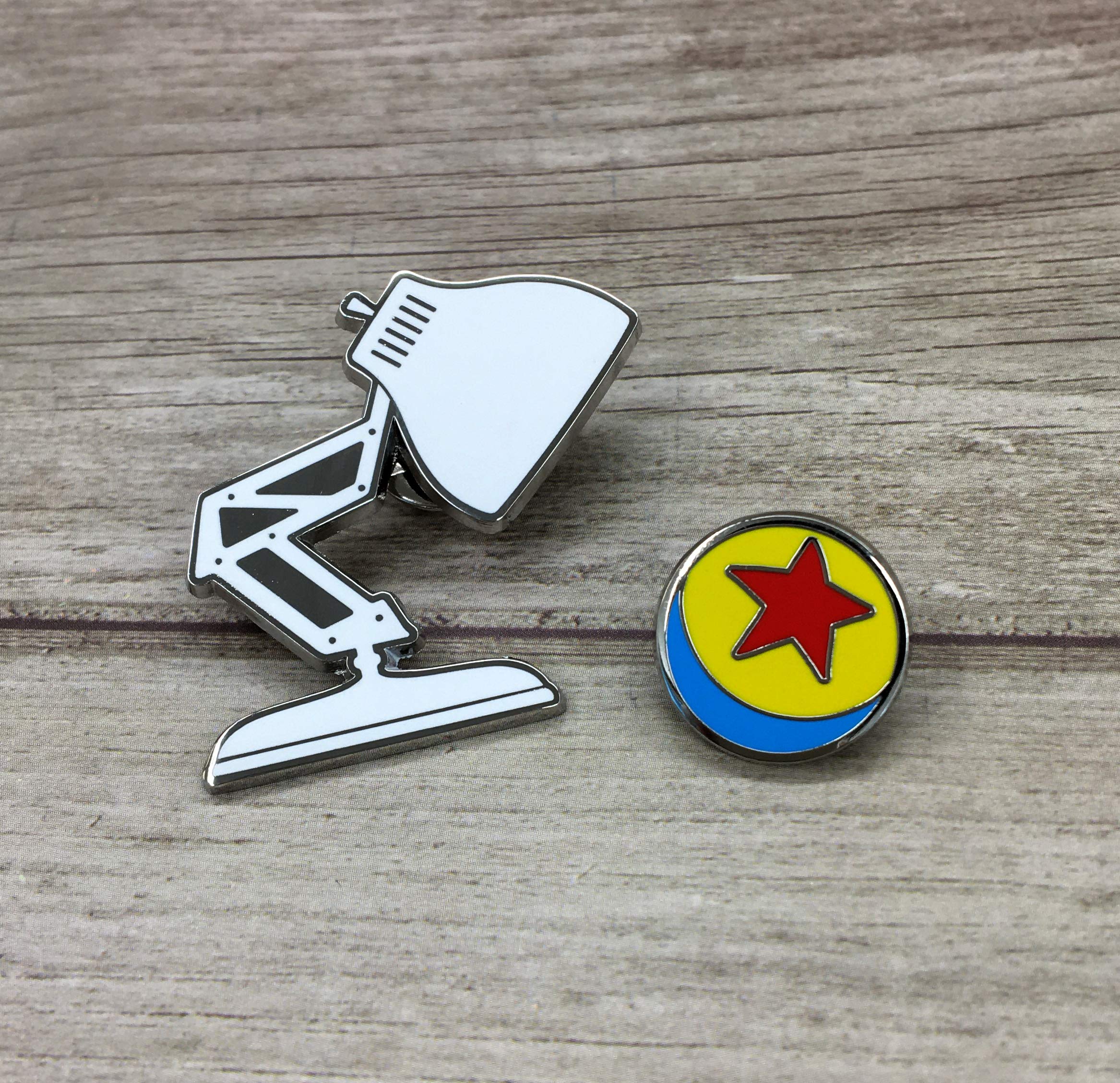 Amazon | インロック PIXAR/ピンバッジセット IBA226 | バッジ | おもちゃ