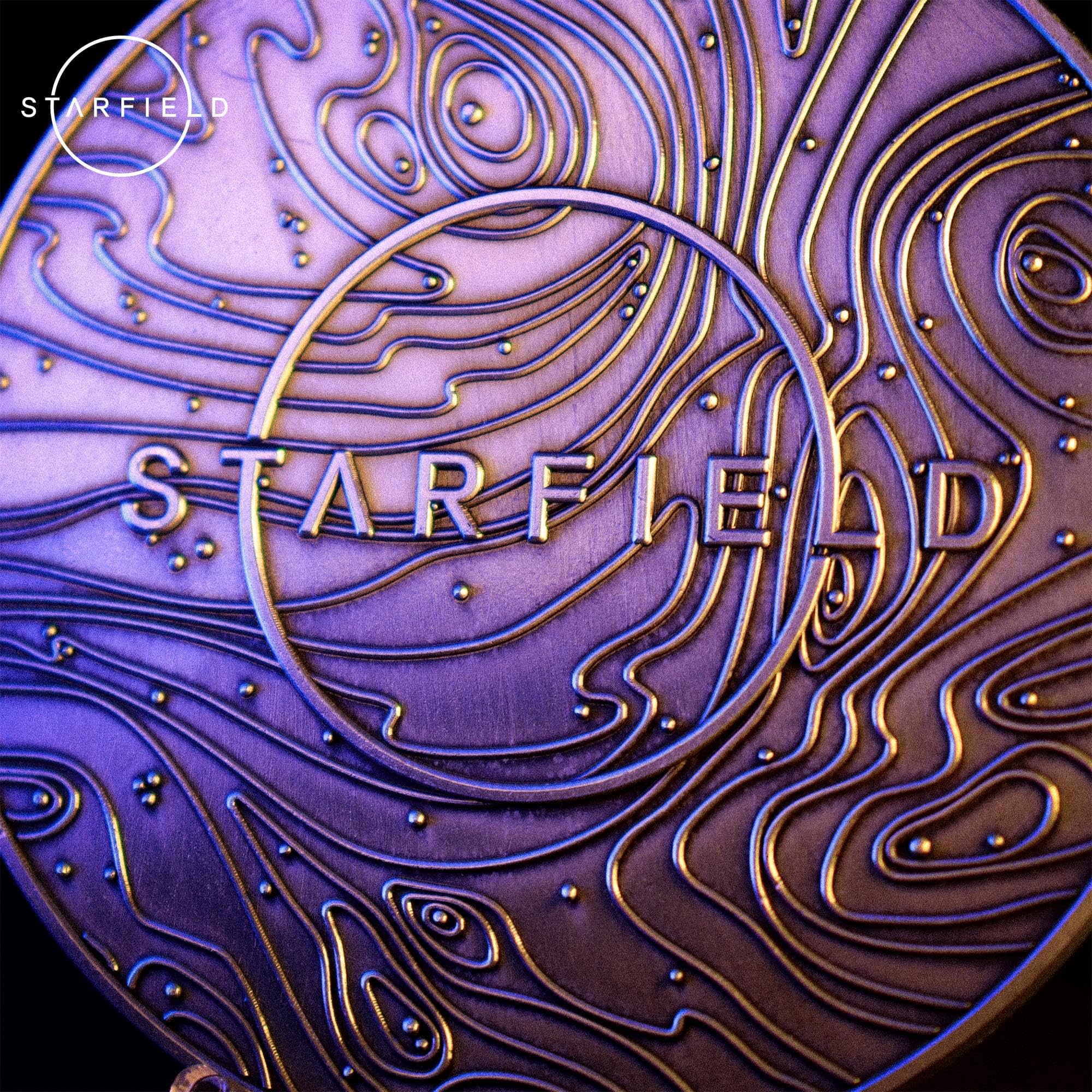 FaNaTtik Médaillon Constellation Starfield – Édition limitée en métal – Sous licence officielle, pièce d'affichage numérotée individuellement de 85 mm