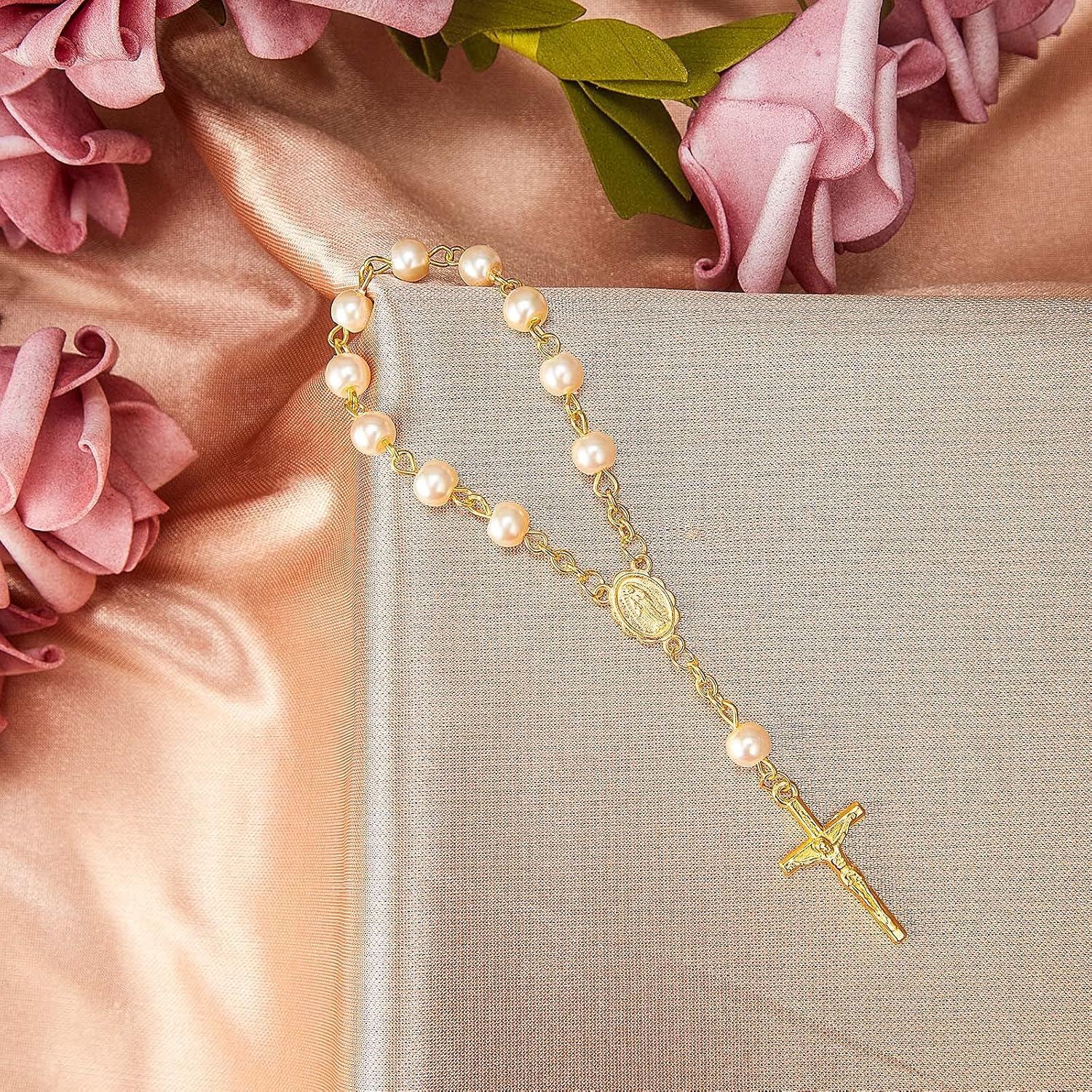 Junkin 30 Pieces Baptism Rosary Acrylic Rosary Beads Ivory Color Mini Finger Baptism Rosaries Gold Plated Faux Pearls with Organza Bags for Christening Weddings Party Favors