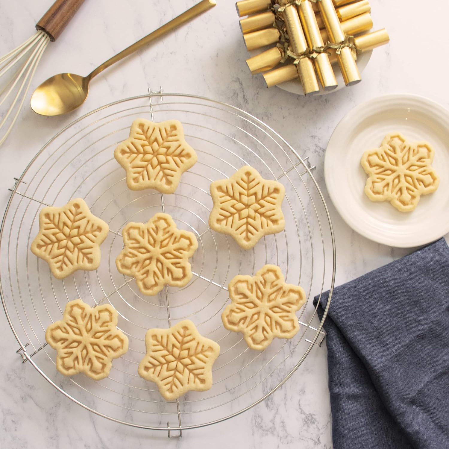 Set of 2 Snowflake cookie cutters (Style 1 and 2), 2 pieces - Bakerlogy