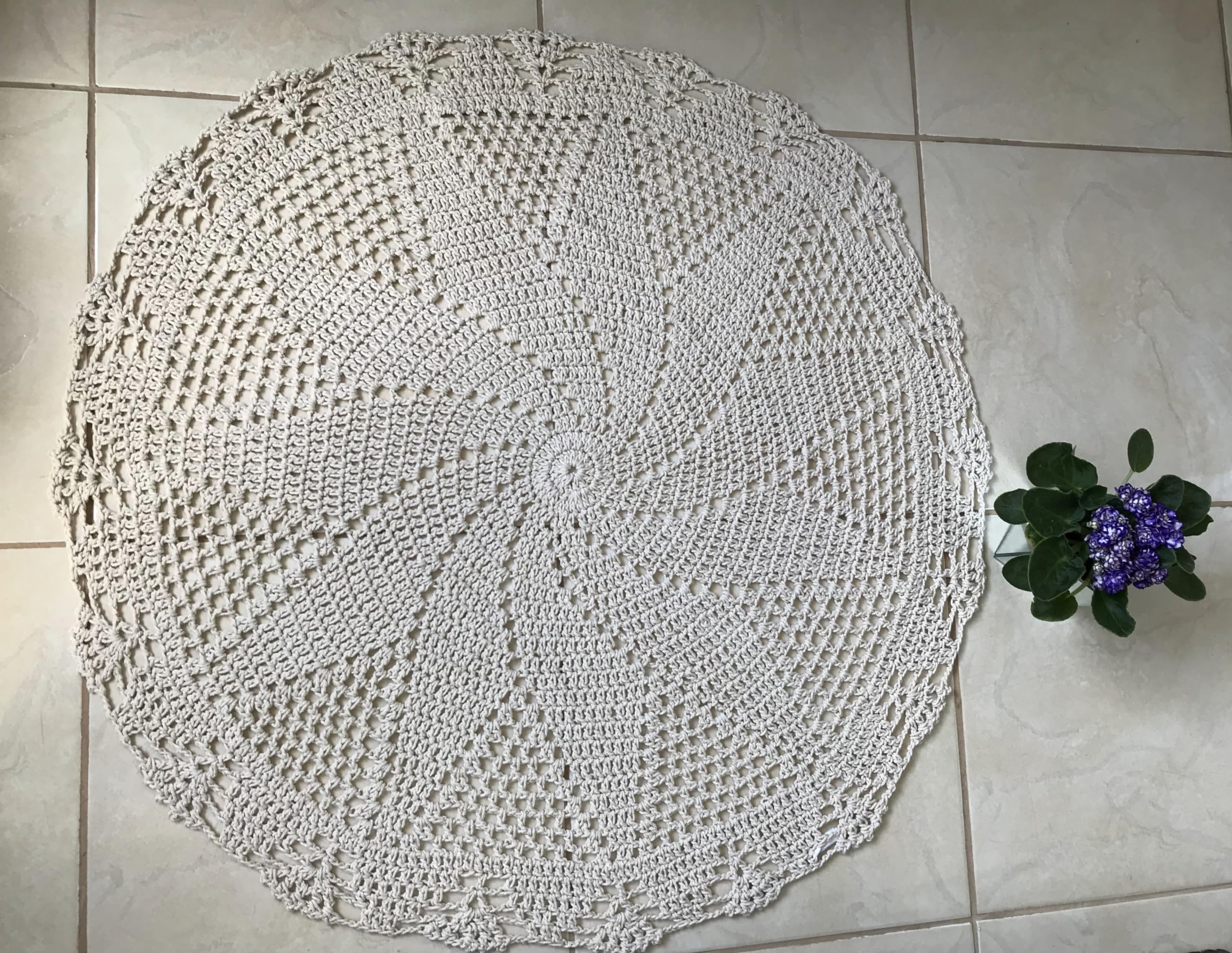 Tapete de Crochê Médio Redondo (Crú)