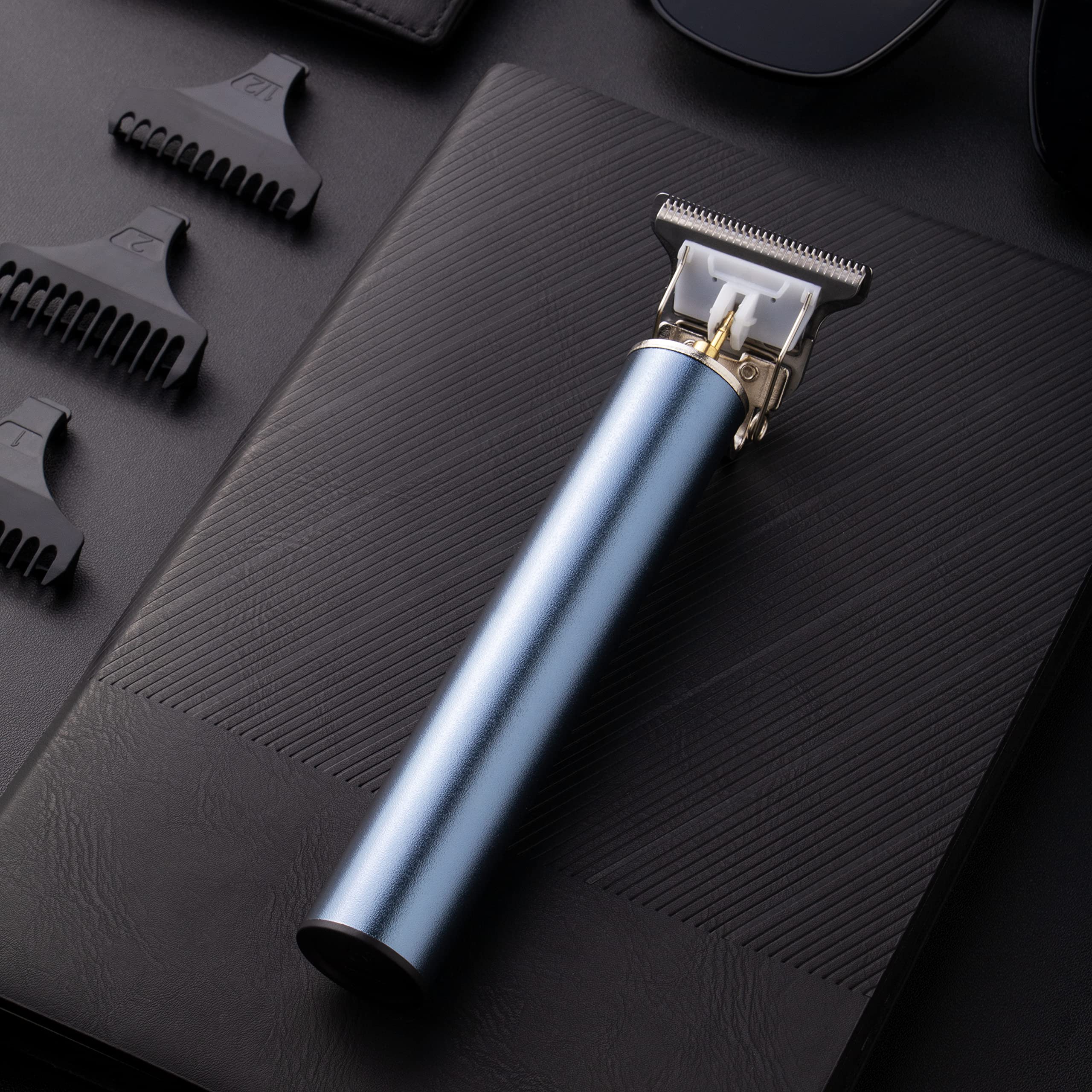 Zestaw do pielęgnacji dla mężczyzn BarberBoss, trymer do włosów z ostrzem w kształcie litery T, 3 grzebienie prowadzące, ładowanie USB, maszynka do strzyżenia włosów dla mężczyzn, QR-2088