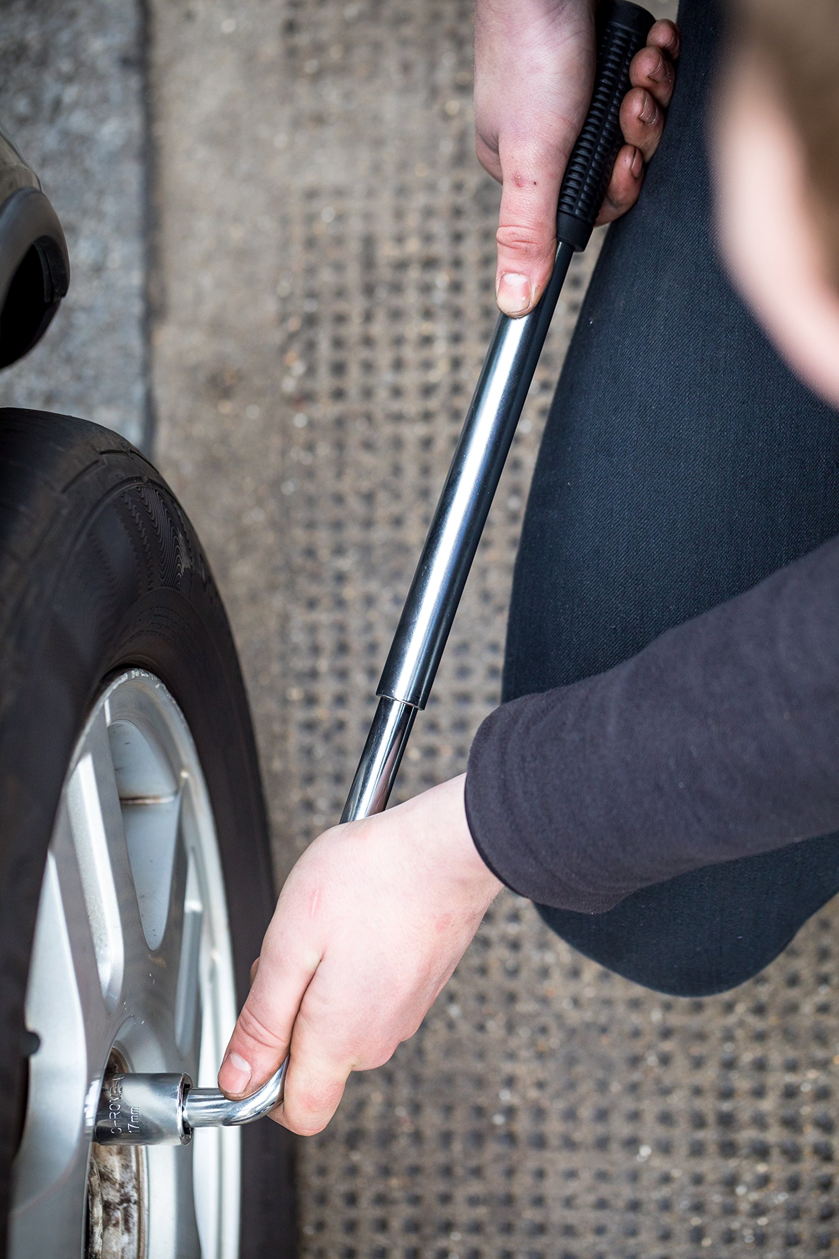 STANLEY Tyre Wrench - Change Tires Easily -7 STANLEY Tyre Wrench - Change Tires Easily -7