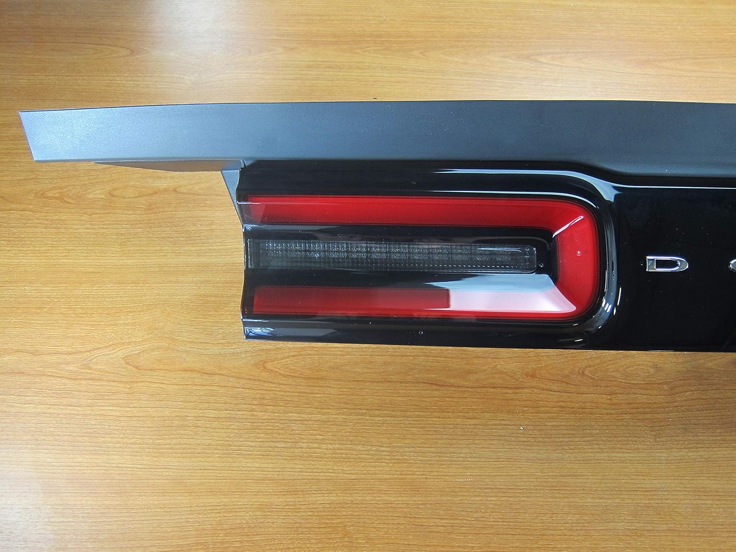 Dodge Challenger Tail Stop Backup Lamp Complete Assembly New Mopar OEM