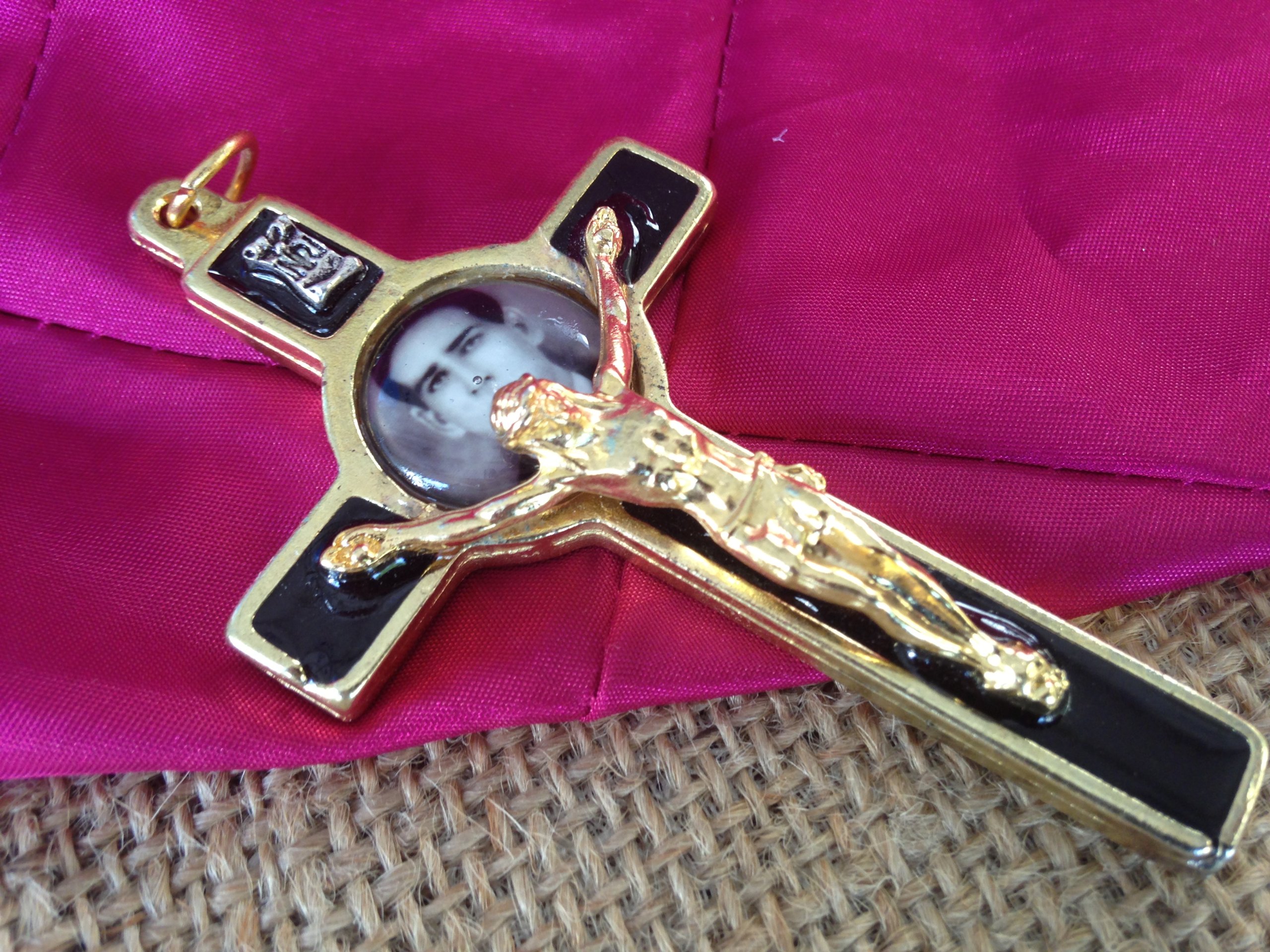hand made Santo Toribio Cross Crucifix 3" Gold Plated with Black Enamel/Santo Toribio De Romo