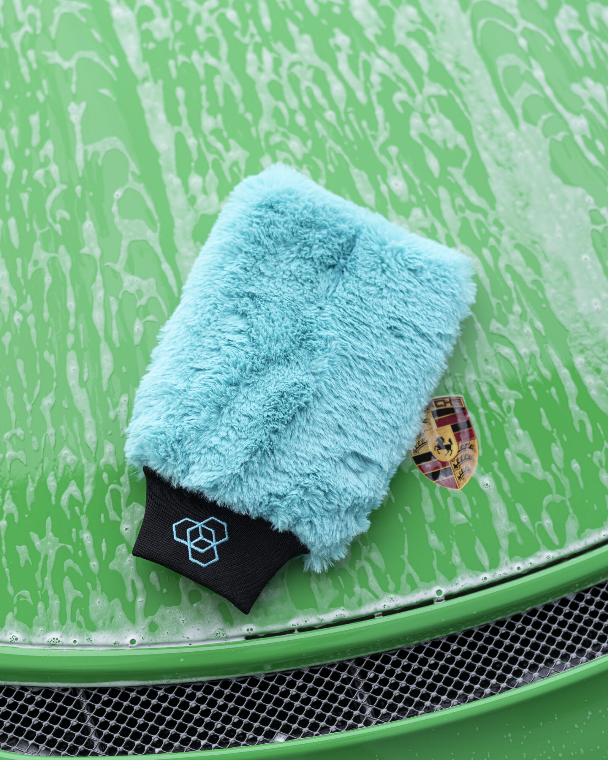 CARBON COLLECTIVE - Supreme Plush Wash Mitt 4.0 Black