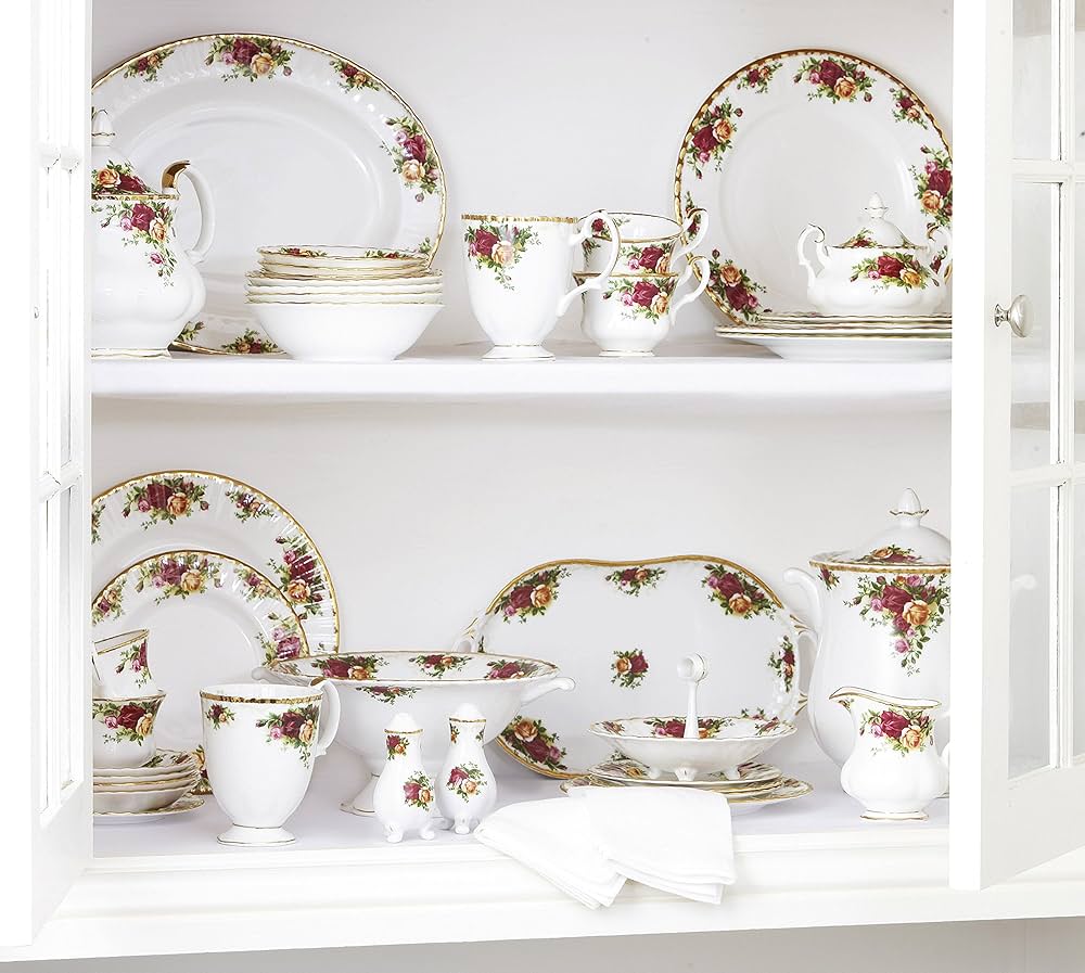 【 】オルゴール　old country rose Royal Albert Old Country Roses Teacup : Amazon.ca: Home