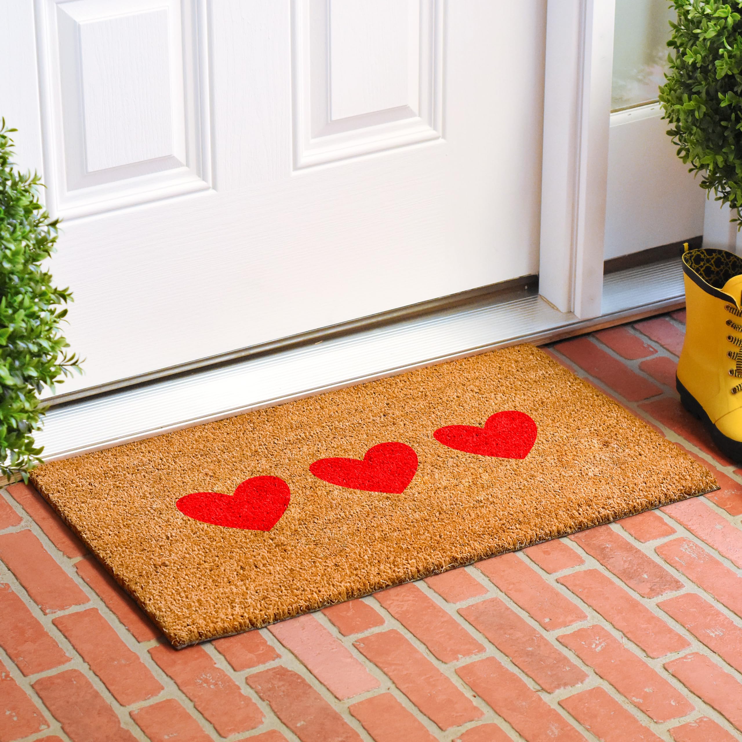 Calloway Mills 112272448 - Felpudo con diseño de corazón, color rojo
