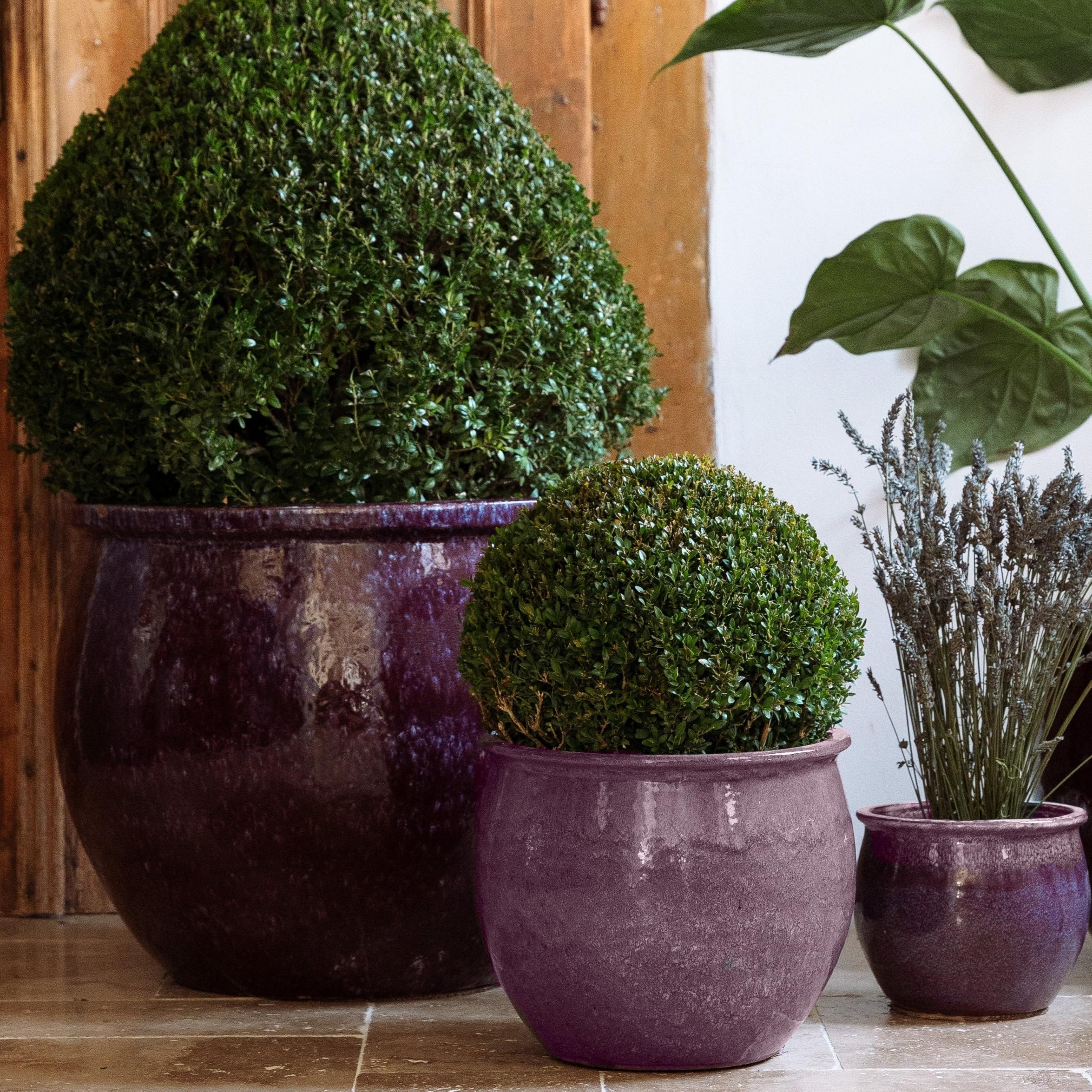 Newton Blumentopf Keramik Herbstlila, Größe: M - Durchmesser: 34 cm x Höhe: 28 cm, wetterbeständig, handgemacht, mediterraner Kübel für Außen Innen Garten