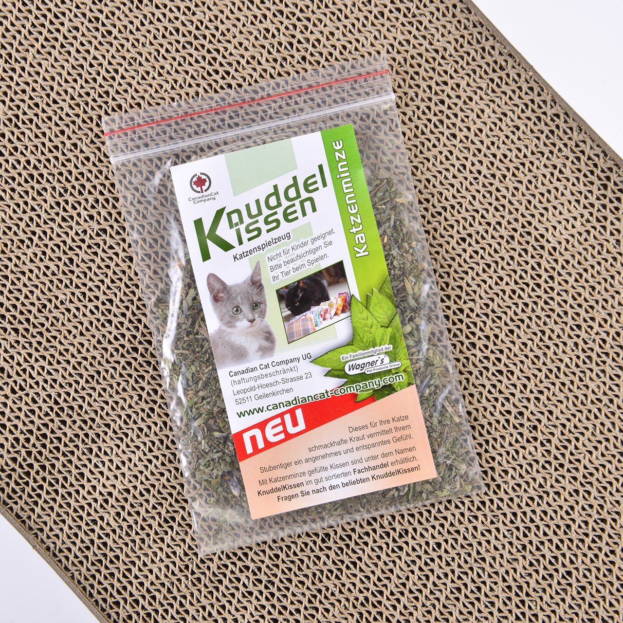 CanadianCat Company | Jumbo Lounge | Galaxy XXL | Walnuss Holzoptik | 1 Meter | Neu