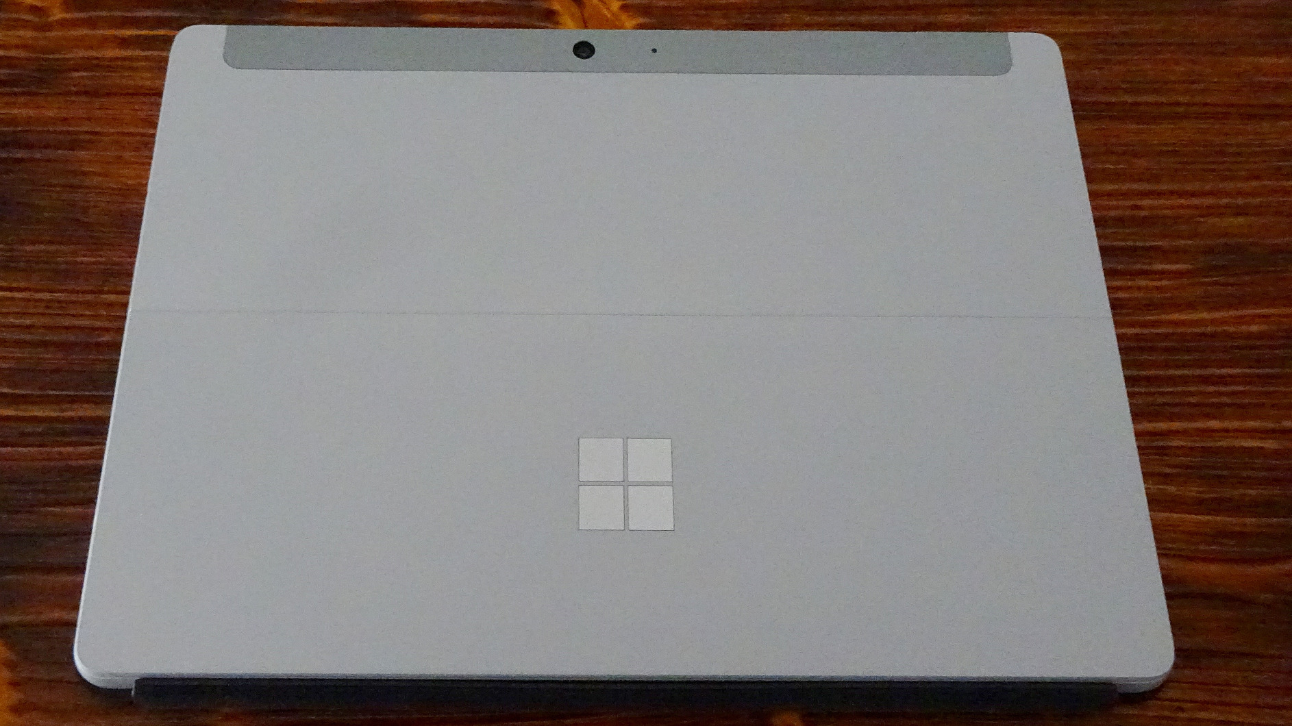 MS Surface Go 2 mit Intel Core M, 8GB RAM, 128 GB SSD