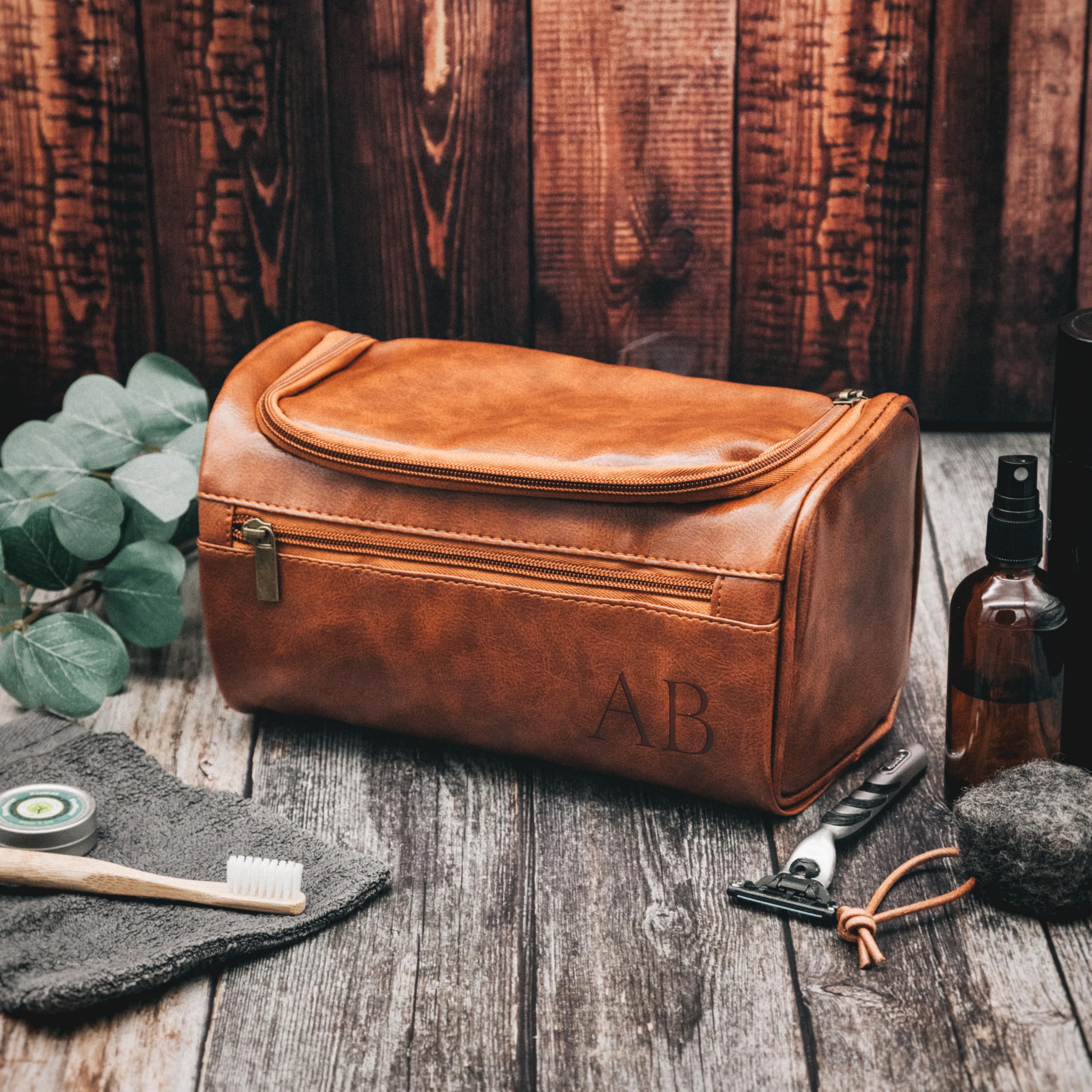 Kulturtasche personalisiert, Kulturbeutel für Männer mit Namen, Geschenke für Papa Vatertag, Necessaire Leder mit Wunschnamen (Initialen)