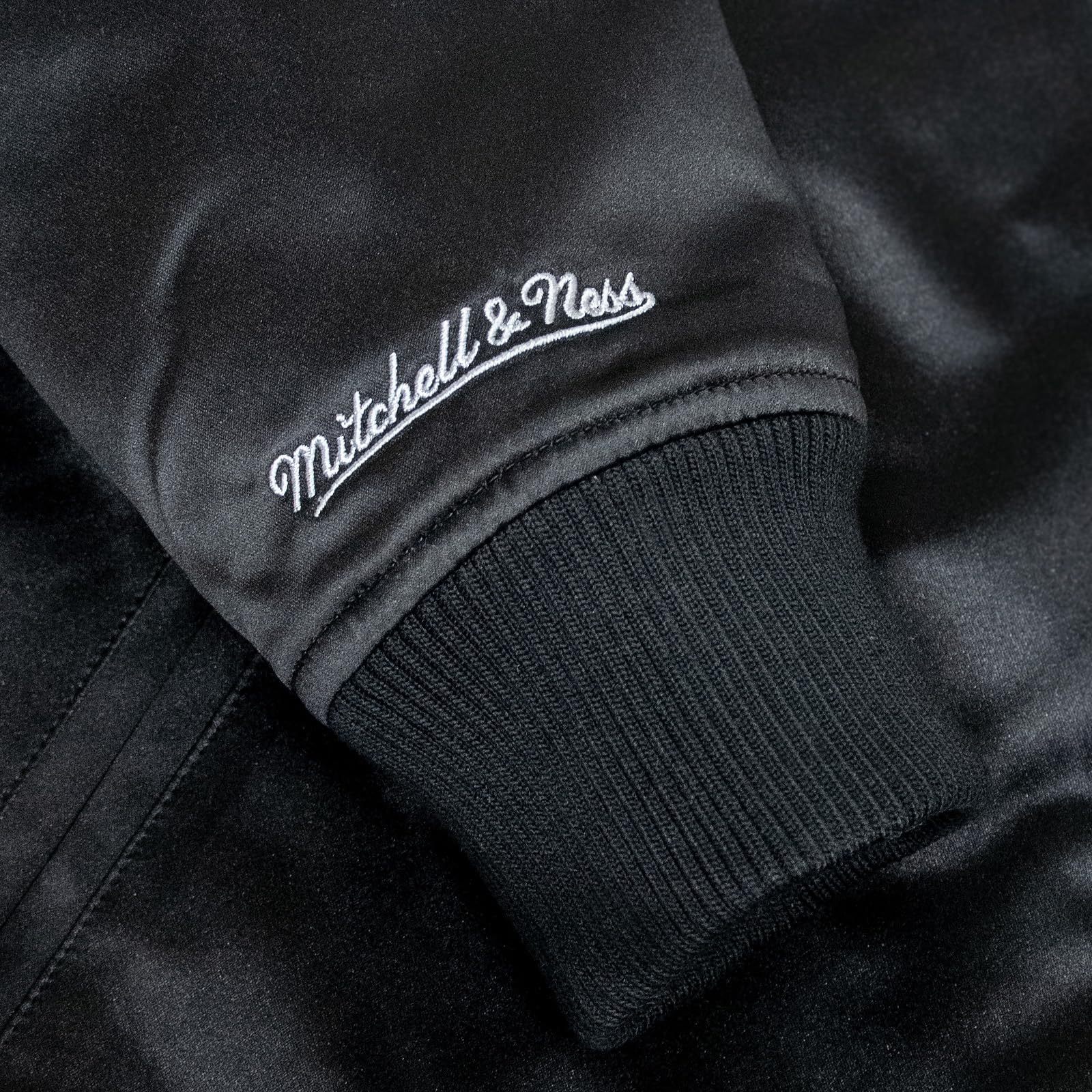 Mitchell & Ness NFL Team Bomber Chaqueta, Negro