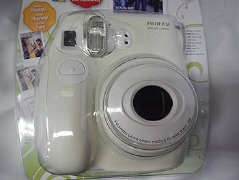 富士フイルム - インスタントカメラ チェキ instax mini70 ホワイト Amazon | 富士フイルム(FUJIFILM) インスタントカメラ チェキ