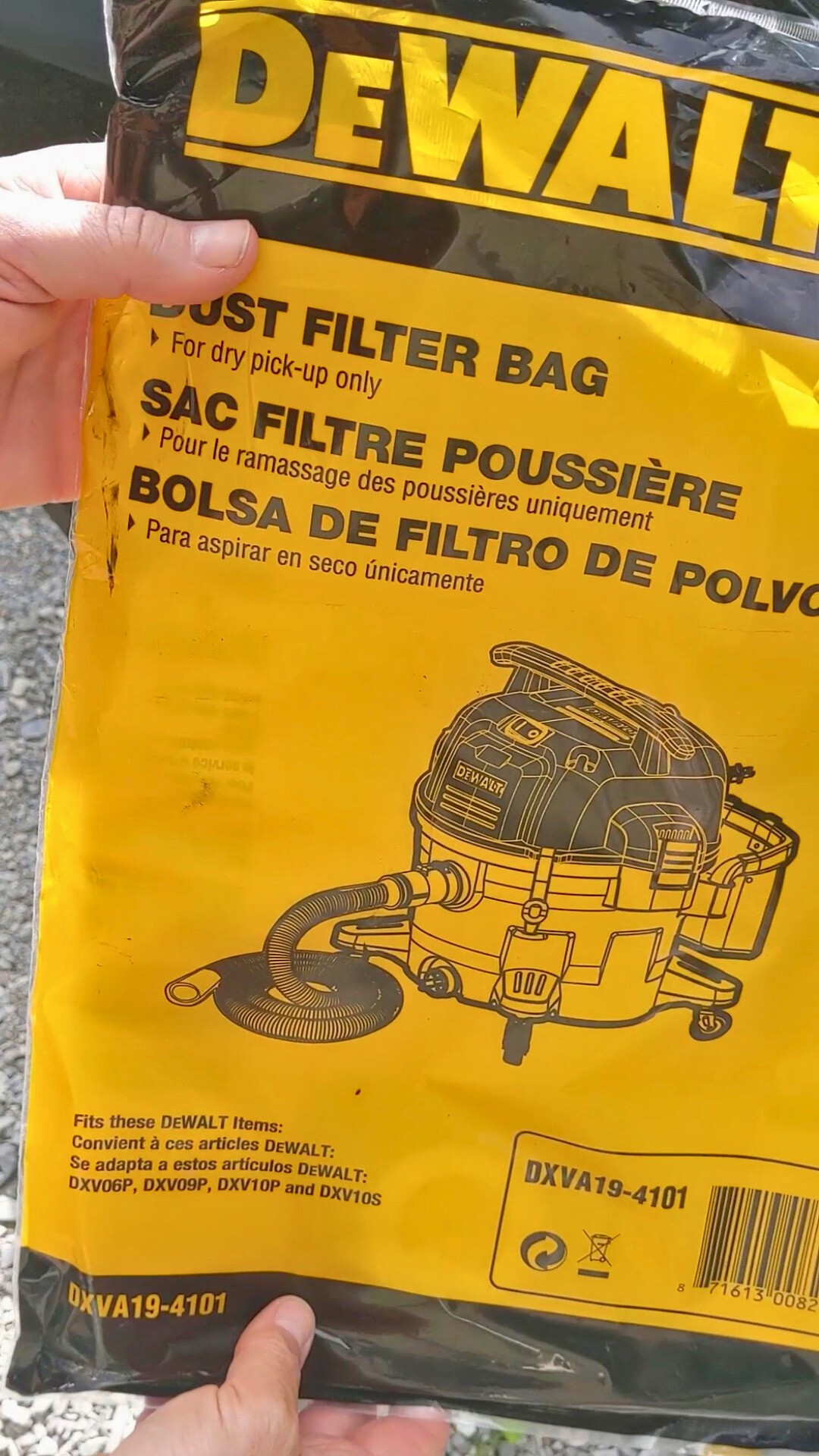 Watch Product Peek of the DEWALT DXVA19-4101 Dust Bag on Amazon Live