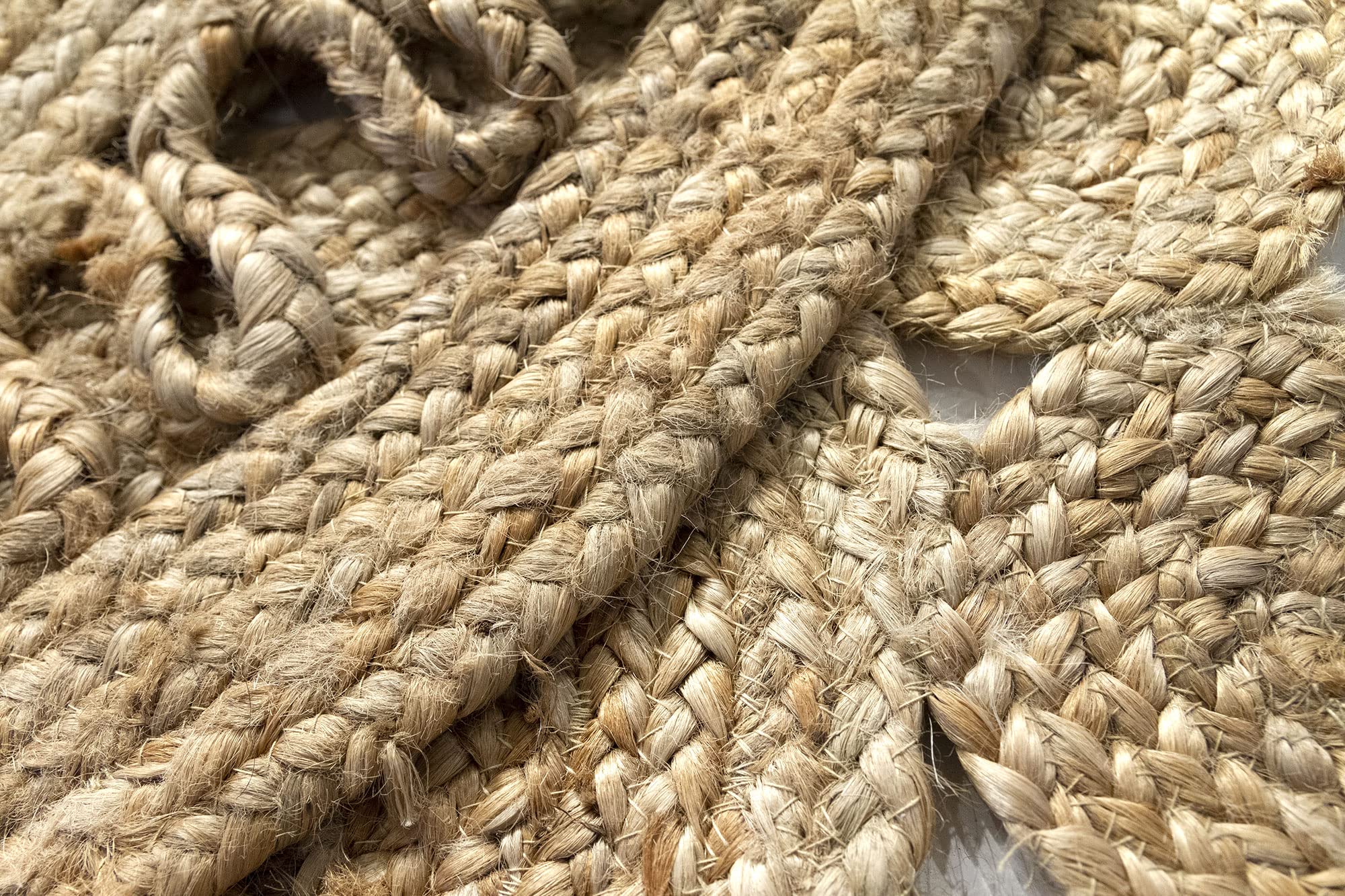 HAMID - Alfombra de Yute Alhambra Nazarí Color Natural Redonda, Alfombra 100% Fibra Natural de Yute, Diseño Trenzado, Hecho a Mano, Alfombra para Decoración, Salón, Habitacón, (120x120cm)