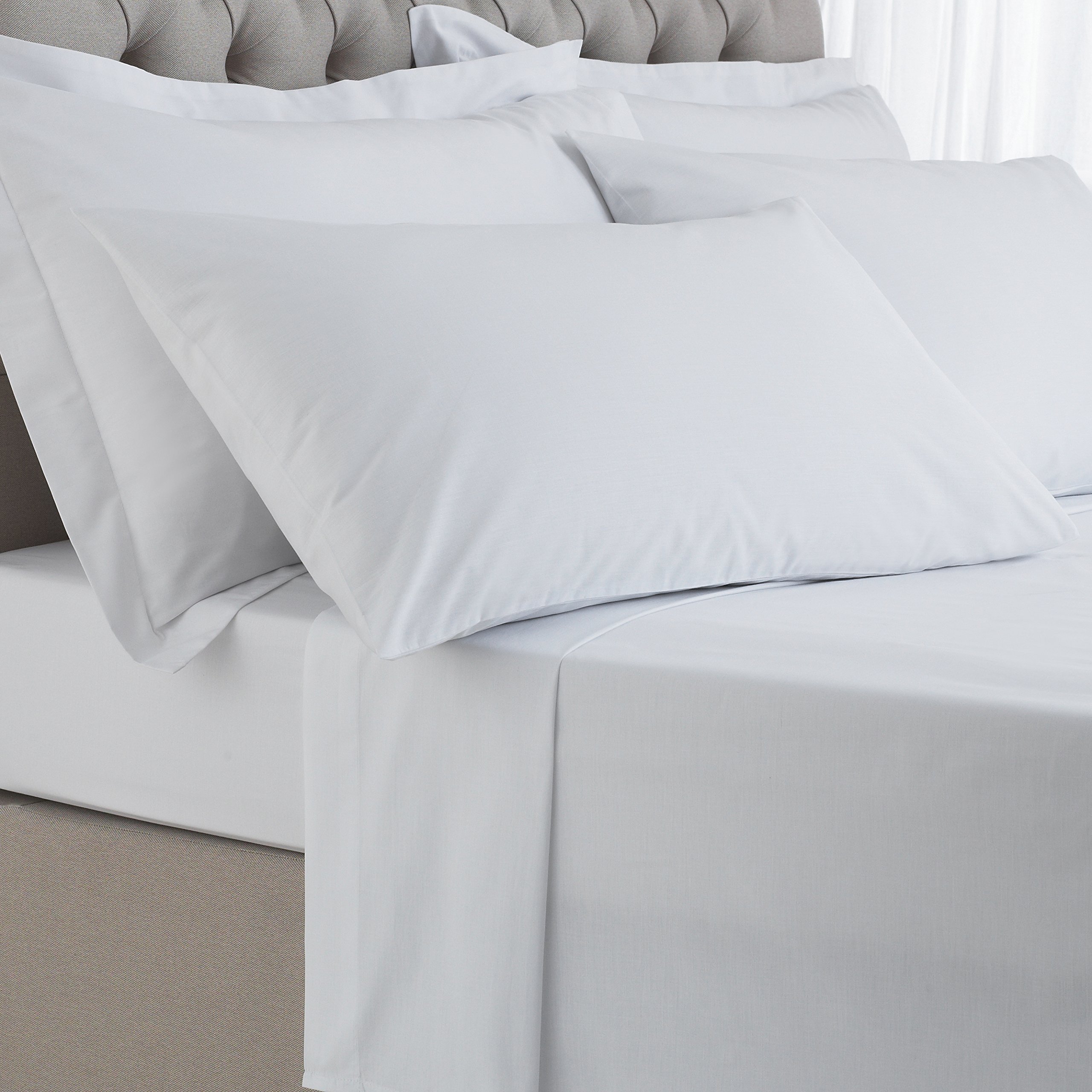 Easycare Percale Range Flat Sheet (Super King 300cm x 270cm, White)