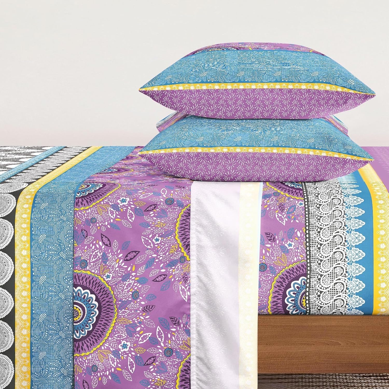 Wake In Cloud - Boho Bed Sheets, 4-Piece Sheet Set, Bohemian Chic Medallion Colorful Hippie Aesthetic Bedding, Deep Pocket, Purple, Queen Size