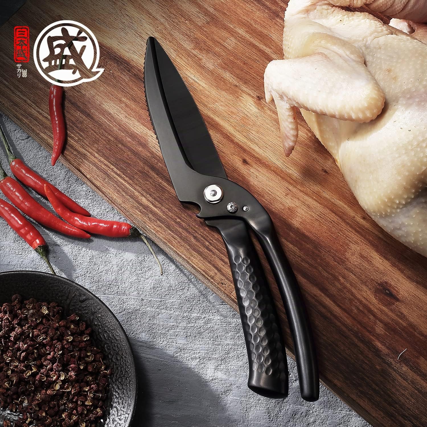MITSUMOTO SAKARI 12 cm Japanische Küchenschere | Schwarz Titanbeschichtete Hochleistungs-Küchenschere, Mehrzweck-Edelstahl-Geflügelschere für Huhn, Fleisch, Gräten, Fisch