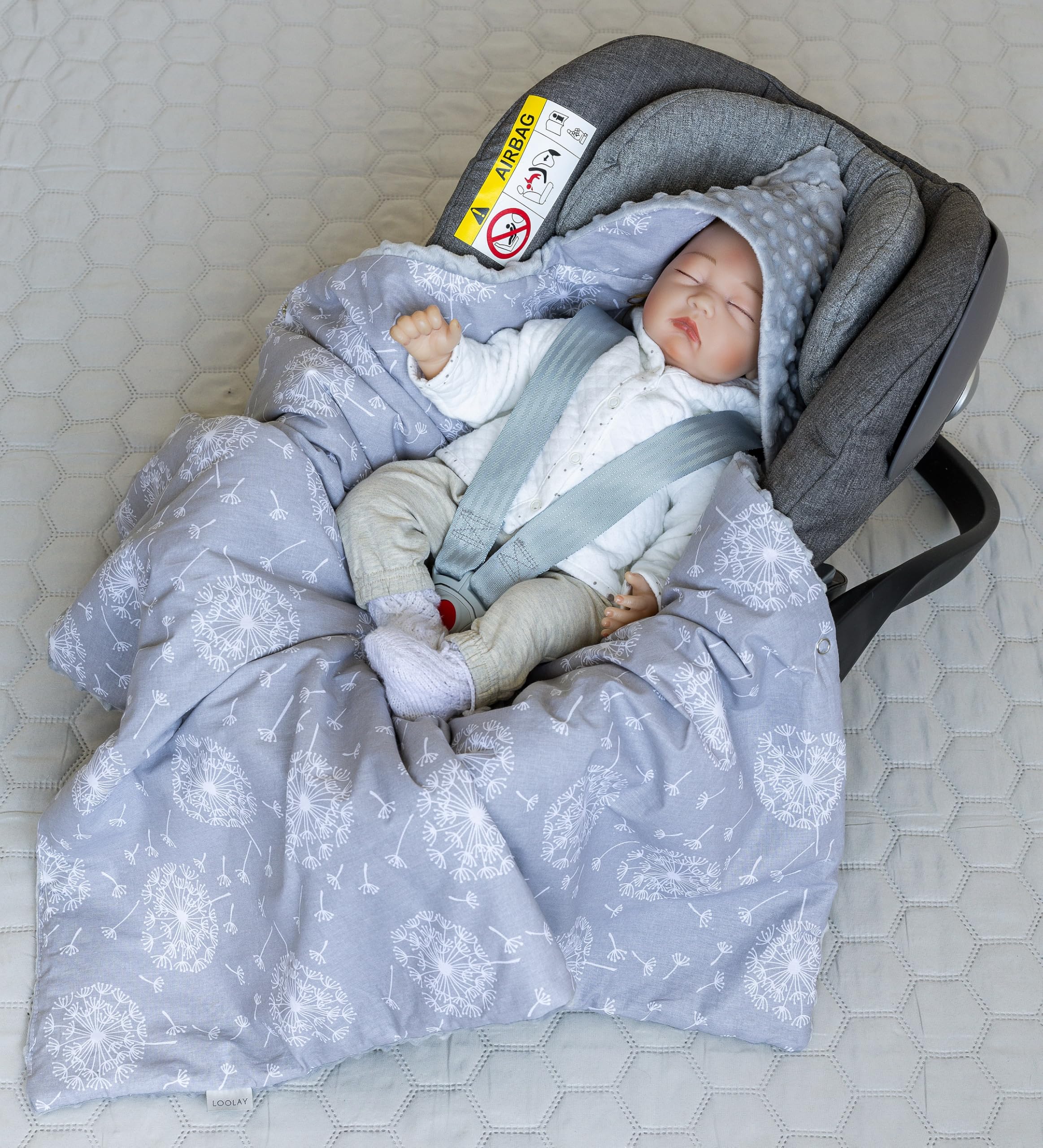 LOOLAY Coprigambe per ovetto, coperta per seggiolino auto, 90 x 90 cm, coprigambe per tutto l'anno, Minky e cotone biologico, cinturino compatibile a 3 e 5 punti (grigio pastella)