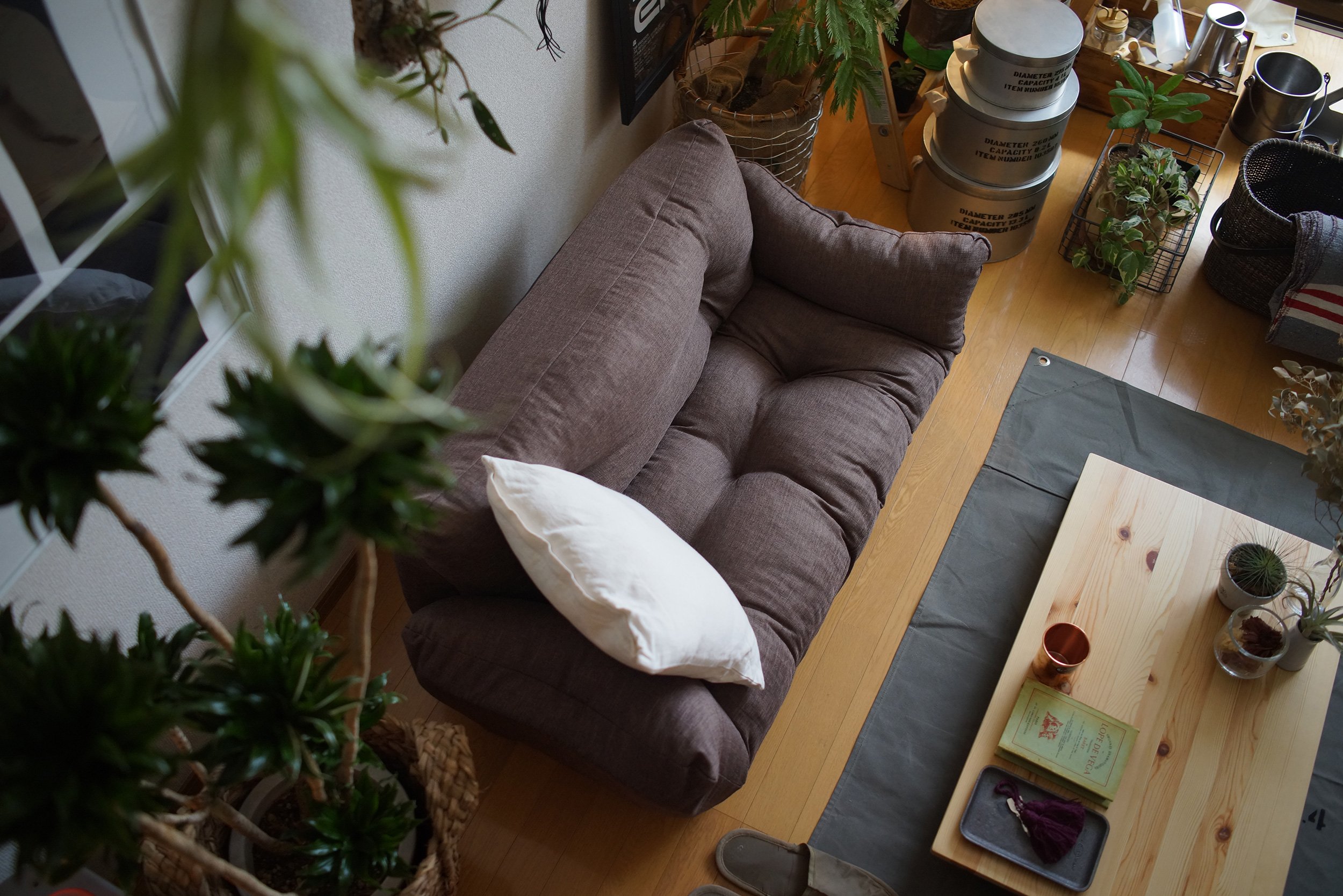 Amazon｜日本製 ソファー もこもこ 二人掛け 2P [品の良さが魅力の