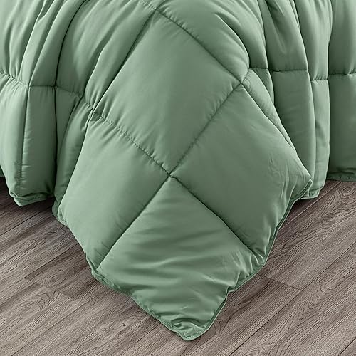 Miniatura 7 de Chezmoi Collection Juego de edredón de 3 piezas, color verde salvia, tamaño Queen de gran tamaño, 110GSM, piel de melocotón, microfibra y poliéster,