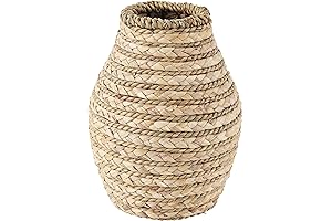 Charming Rattan Flower Vase for a Natural Touch