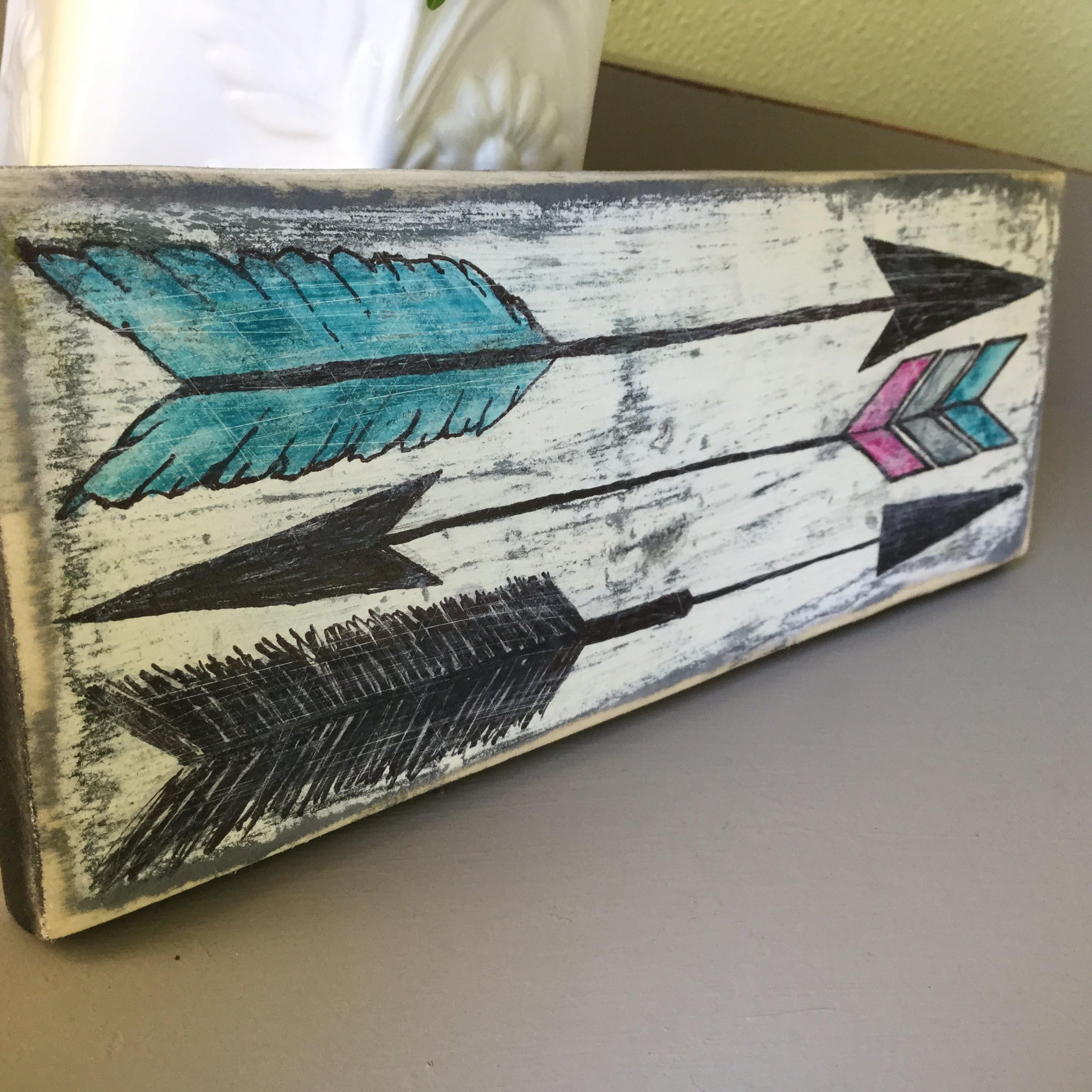 Weathered Sign - ARROWS