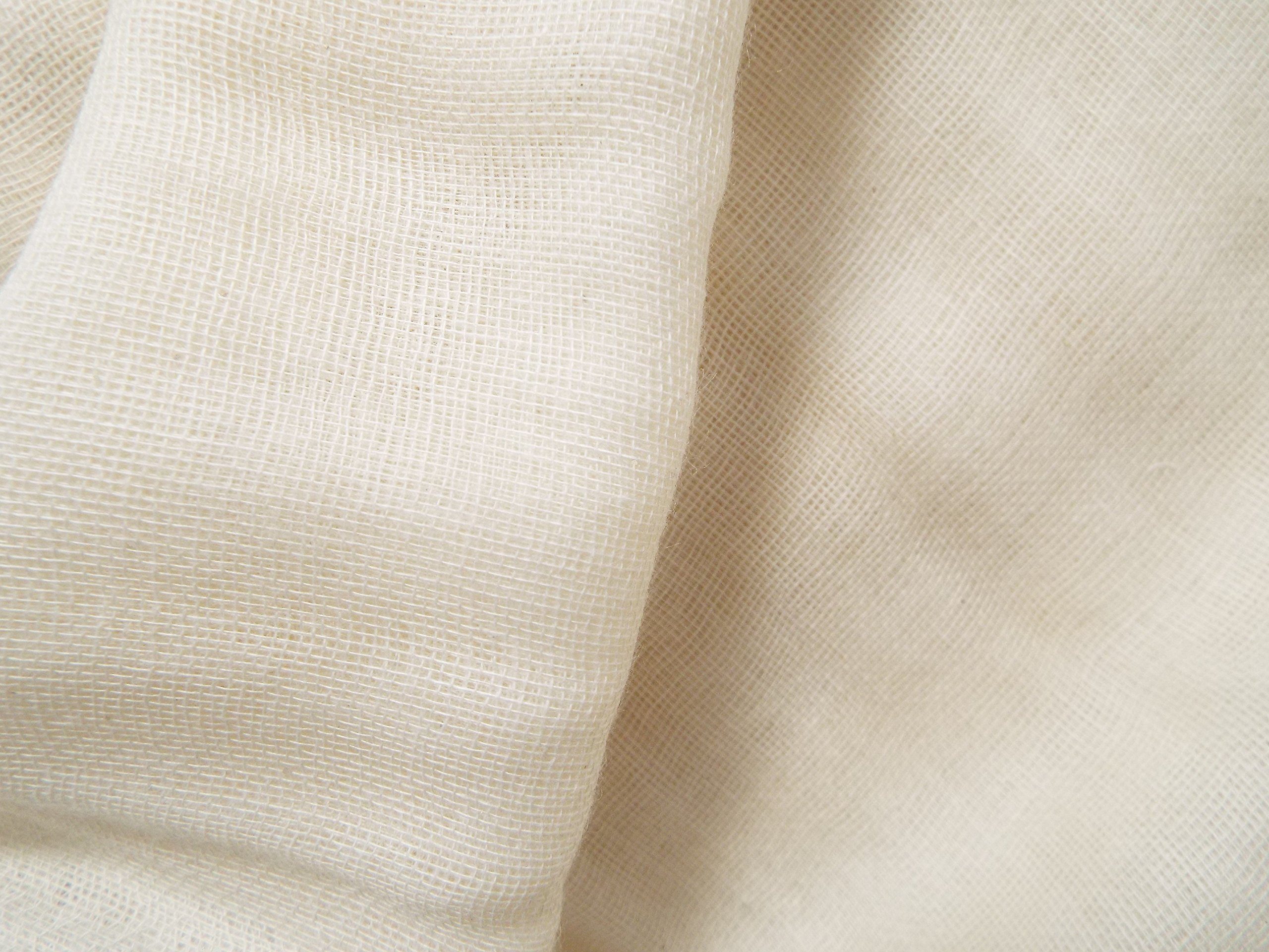 DeRoyal Natural Cheesecloth for Cooking, Straining and Basting, Reusable, Grade 60, 100% Unbleached Cotton, 32x28 Medium Mesh, 5 Yards