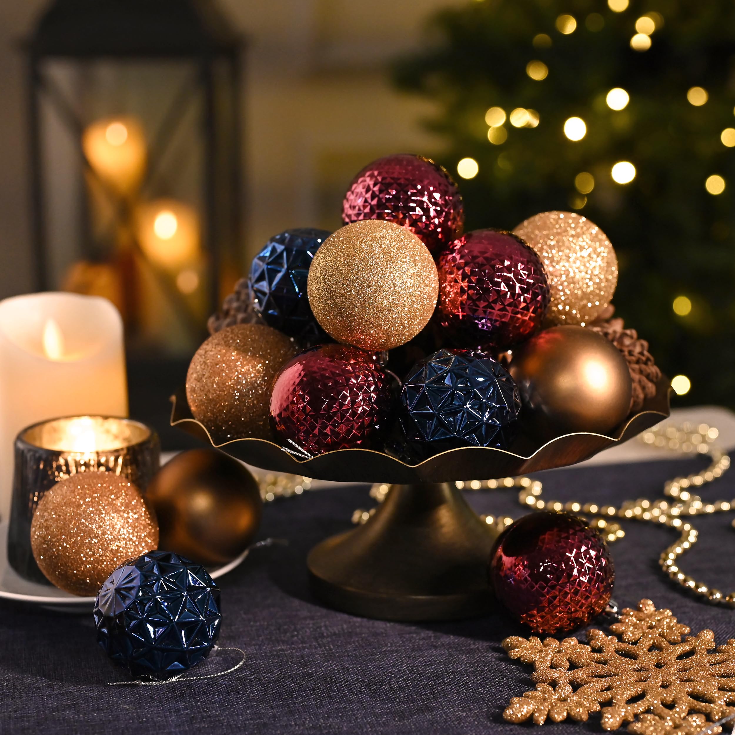 Valery Madelyn Lot de 50 boules de Noël incassables pour sapin de Noël en vrac, 6 cm, décorations à suspendre pour Noël, Saint-Valentin, Saint-Patrick, fêtes de Mardi Gras