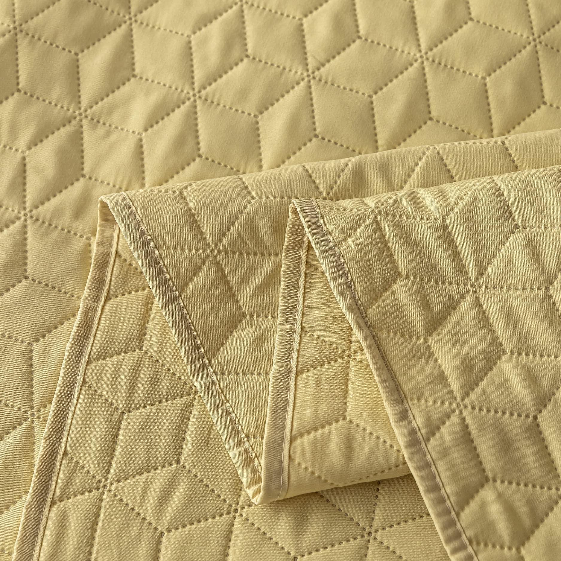 Mixibaby Bedsprei, sprei, dekbed, quilt reliëfpatroon, lichte sprei, maat: 240 cm x 260 cm, kleur dekbed: beige D-1
