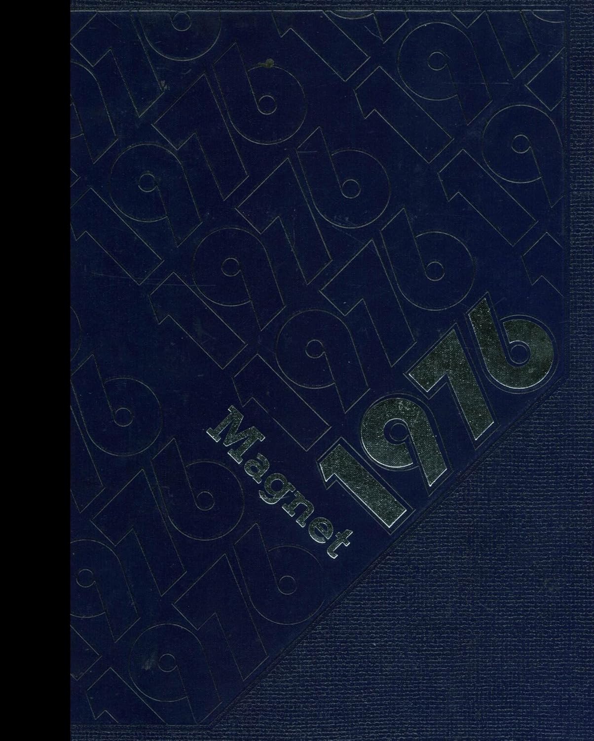 (Reprint) 1976 Yearbook: Selma High School, Selma, California      Paperback – May 1, 1976