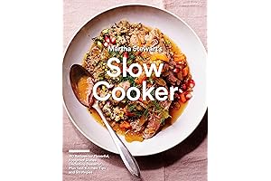 Martha Stewart's Slow Cooker Cookbook: 110 Recipes for Flavorful, Foolproof Dishes (Including Desserts!)